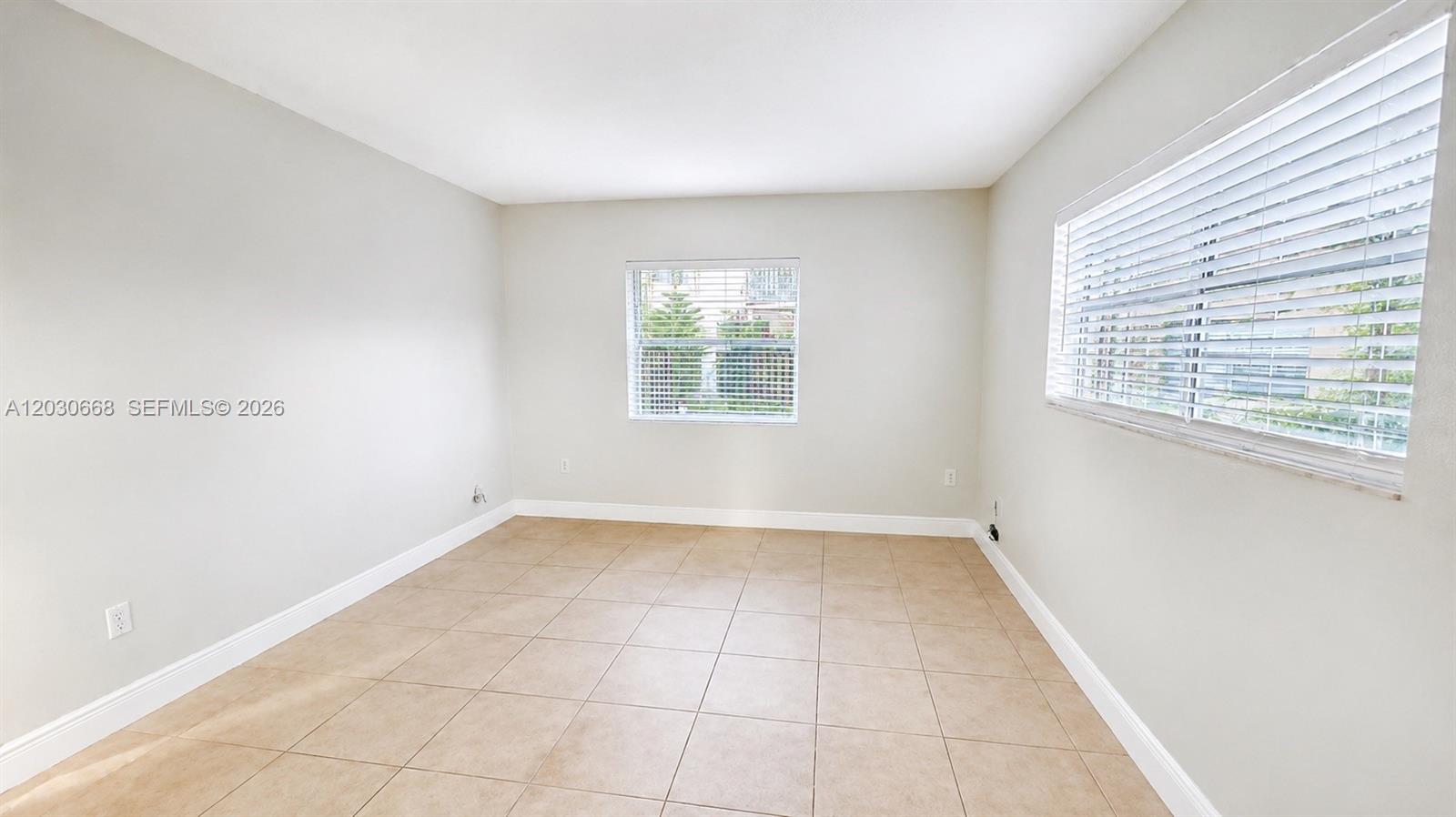 9100 SW 137th Ter 4-3