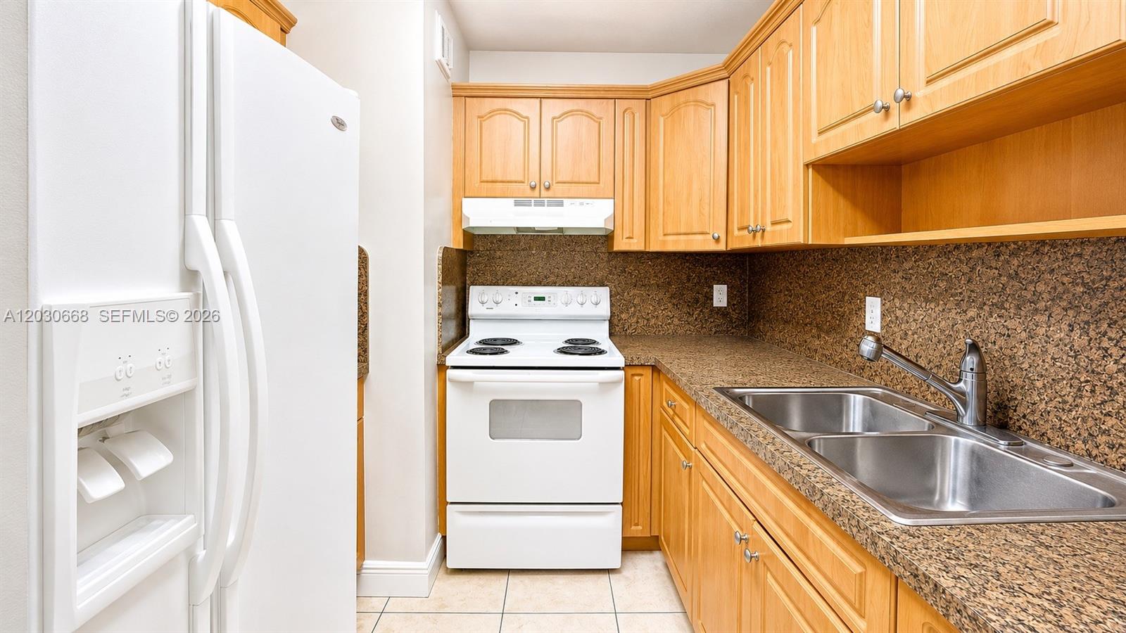 9100 SW 137th Ter 4-3