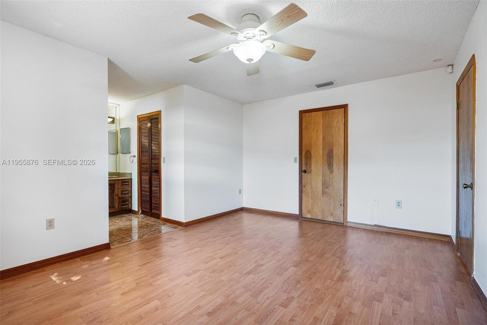 CHESTNUT WOODS - Residential