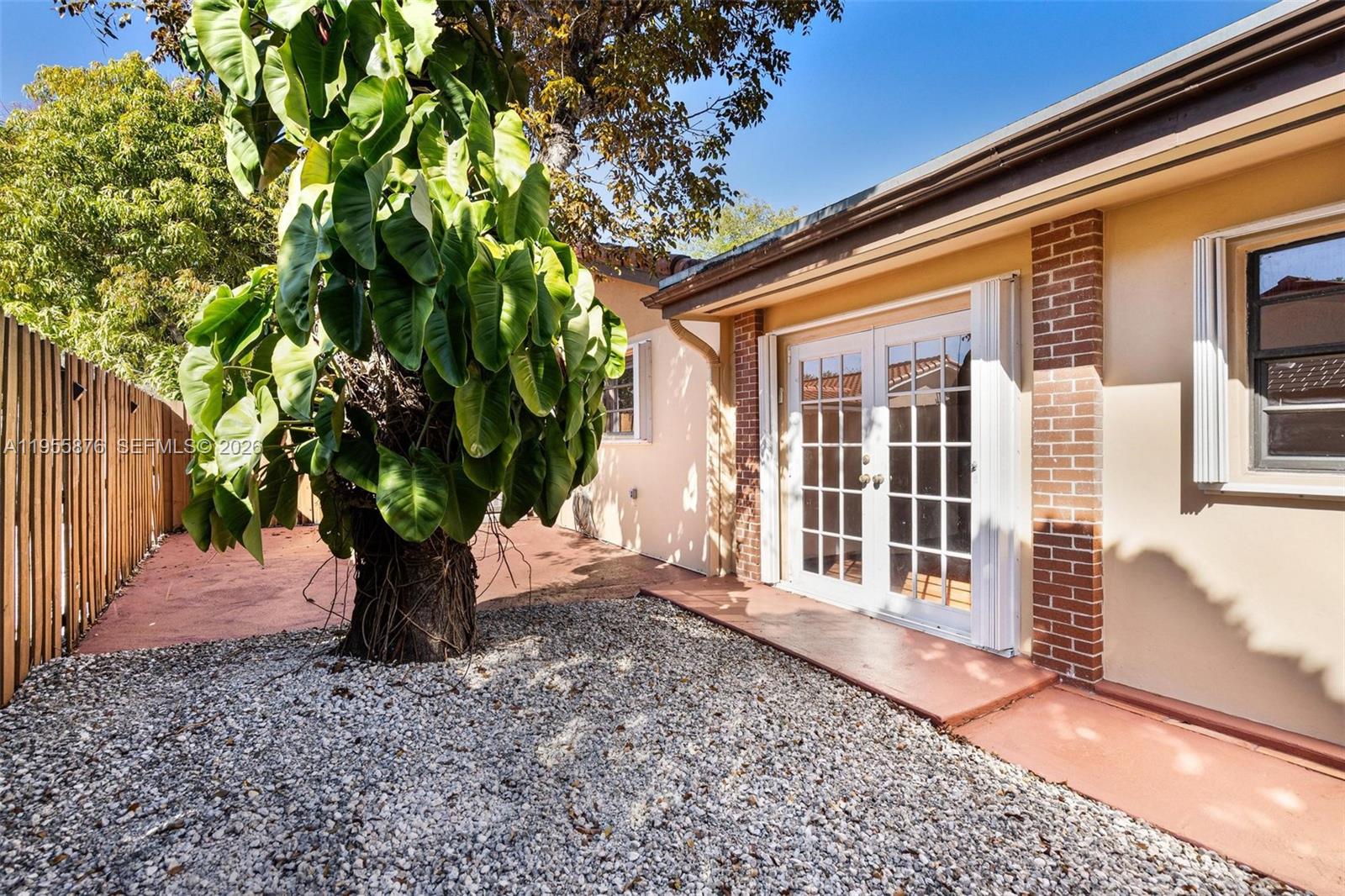 CHESTNUT WOODS - Residential