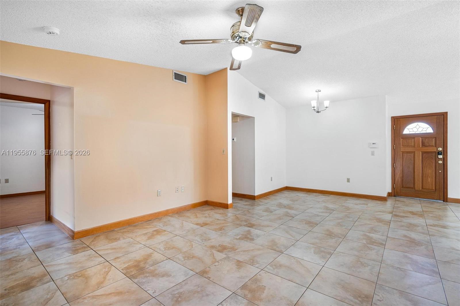 CHESTNUT WOODS - Residential