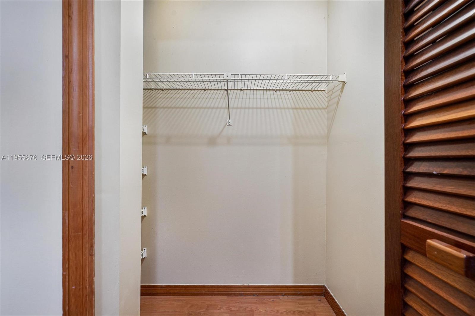 CHESTNUT WOODS - Residential