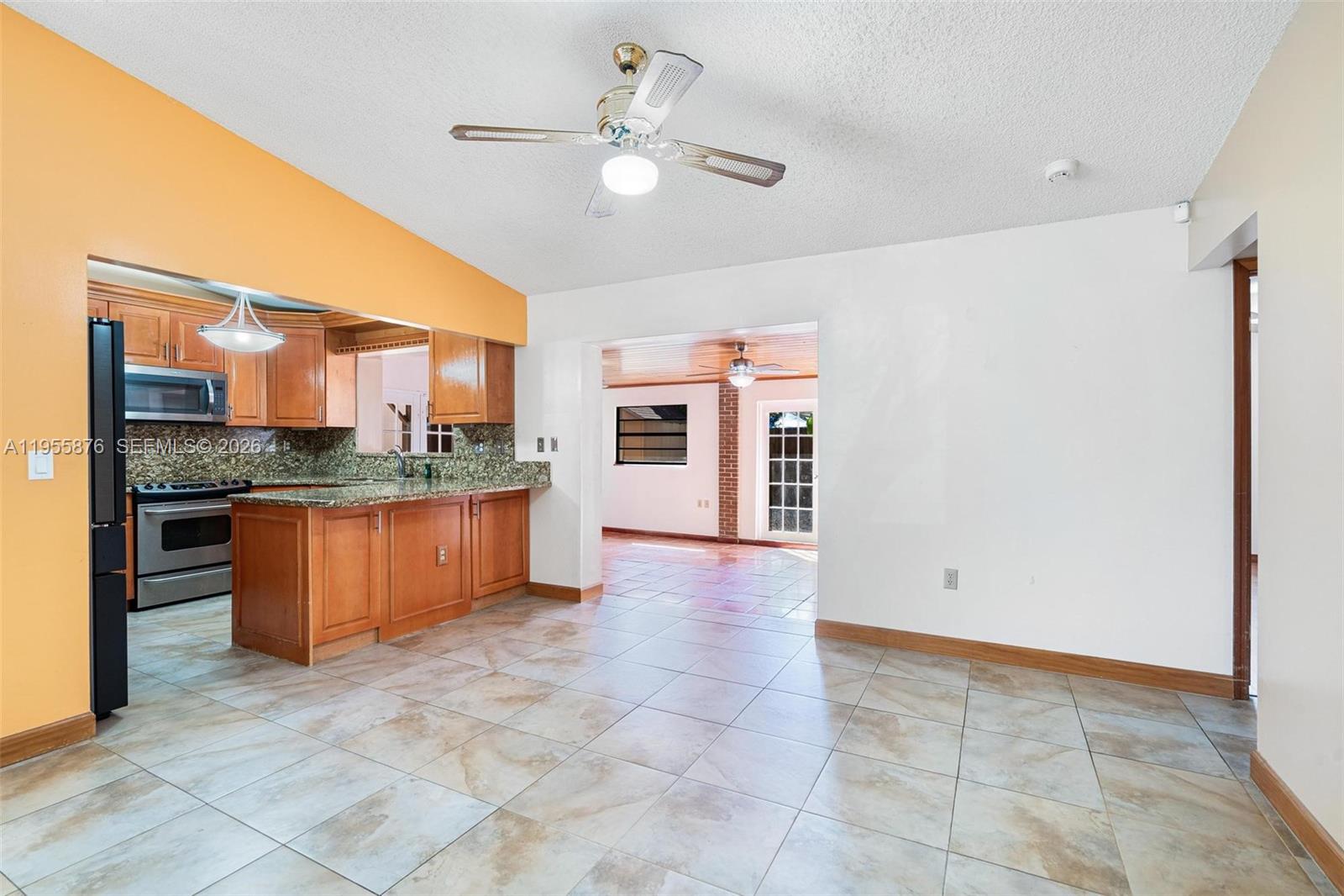 CHESTNUT WOODS - Residential