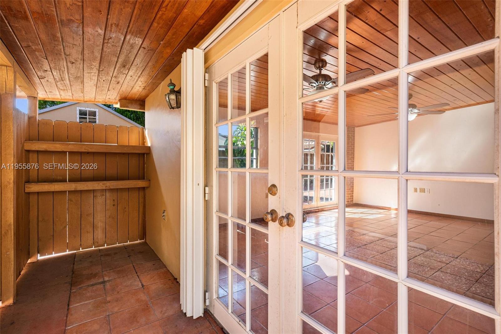 CHESTNUT WOODS - Residential