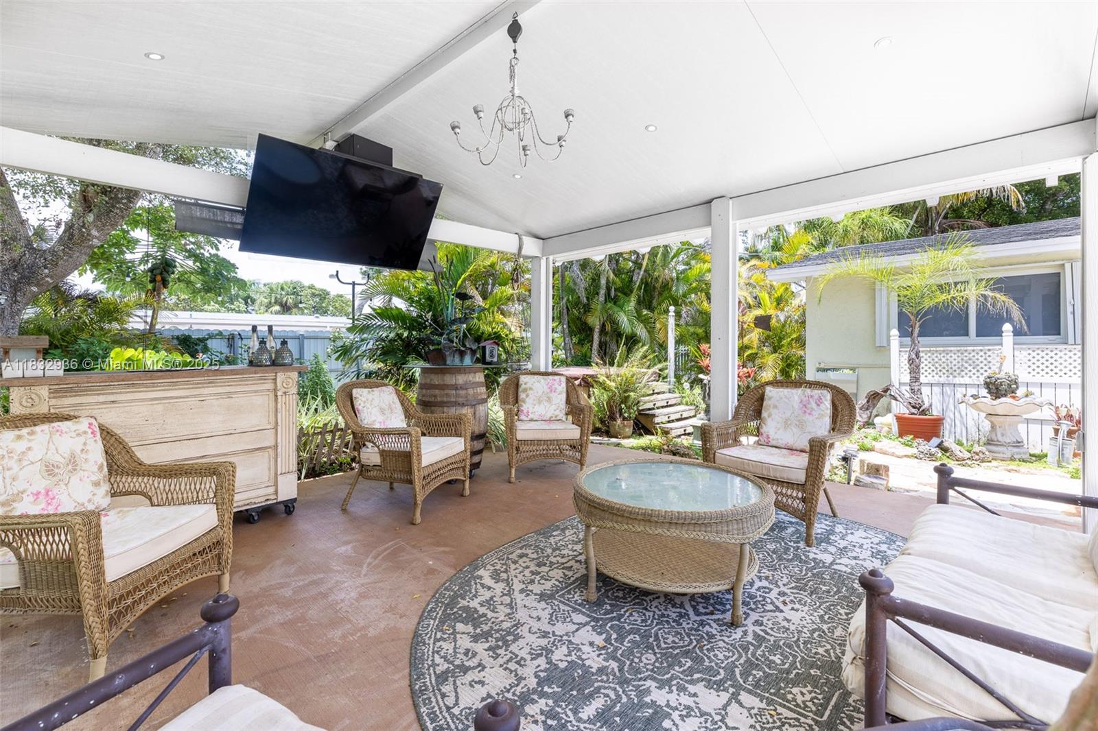 TROPICO ESTATES - Residential