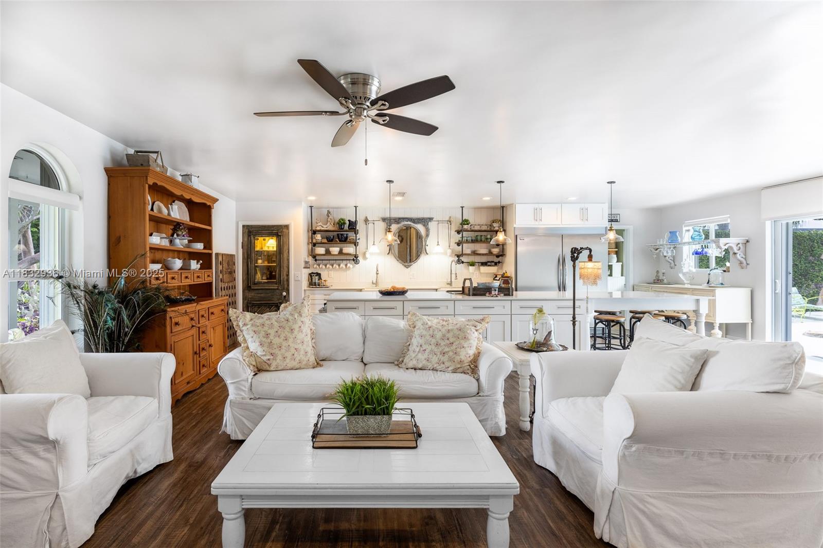 TROPICO ESTATES - Residential