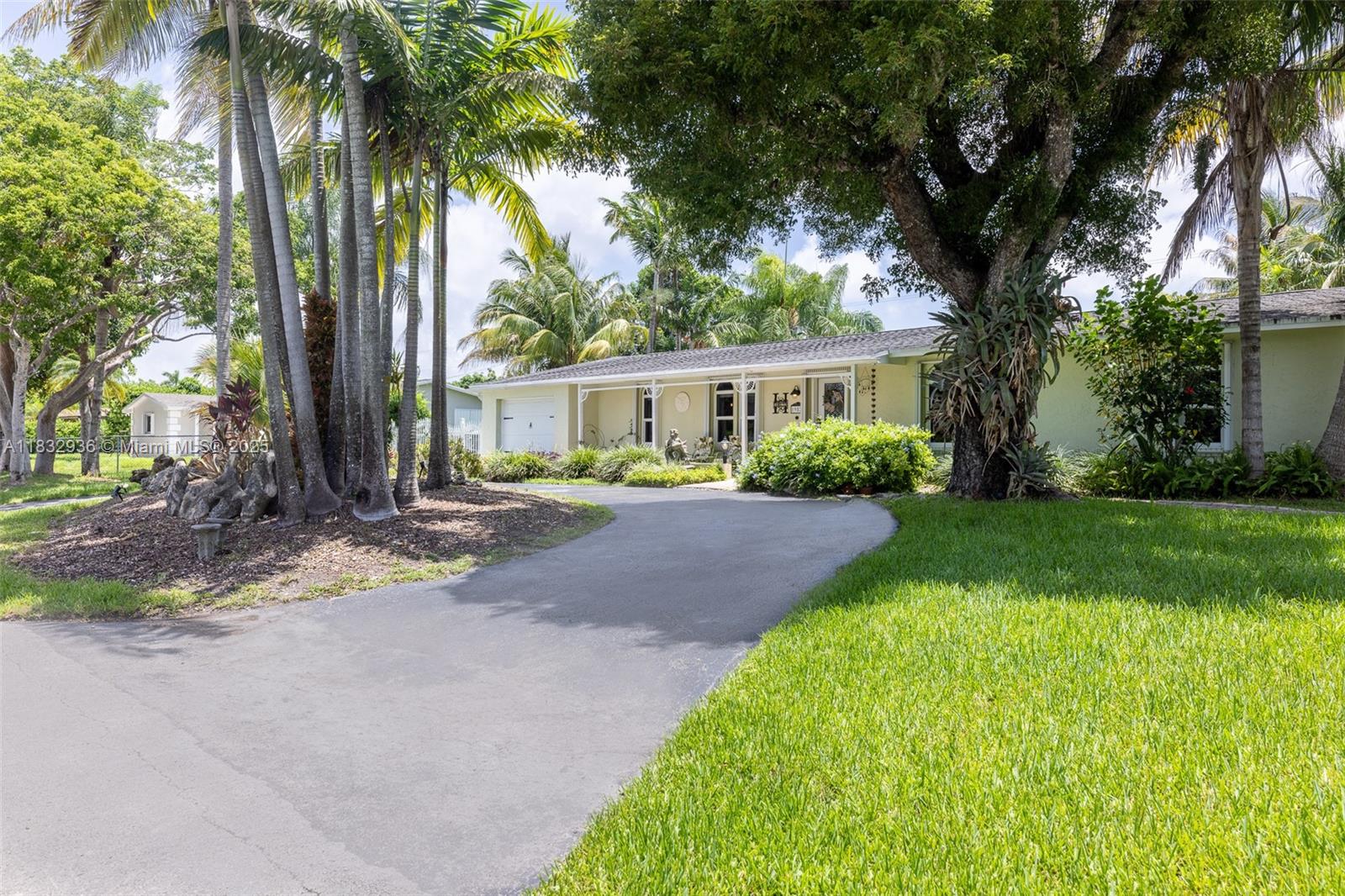 TROPICO ESTATES - Residential