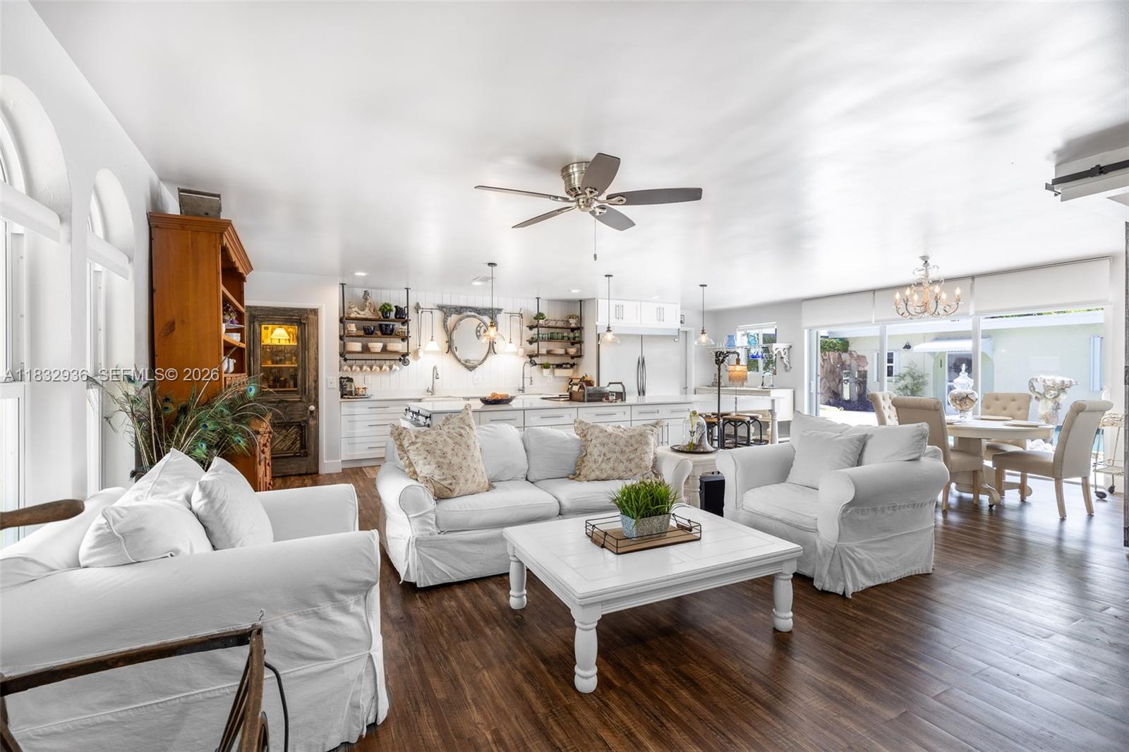 TROPICO ESTATES - Residential