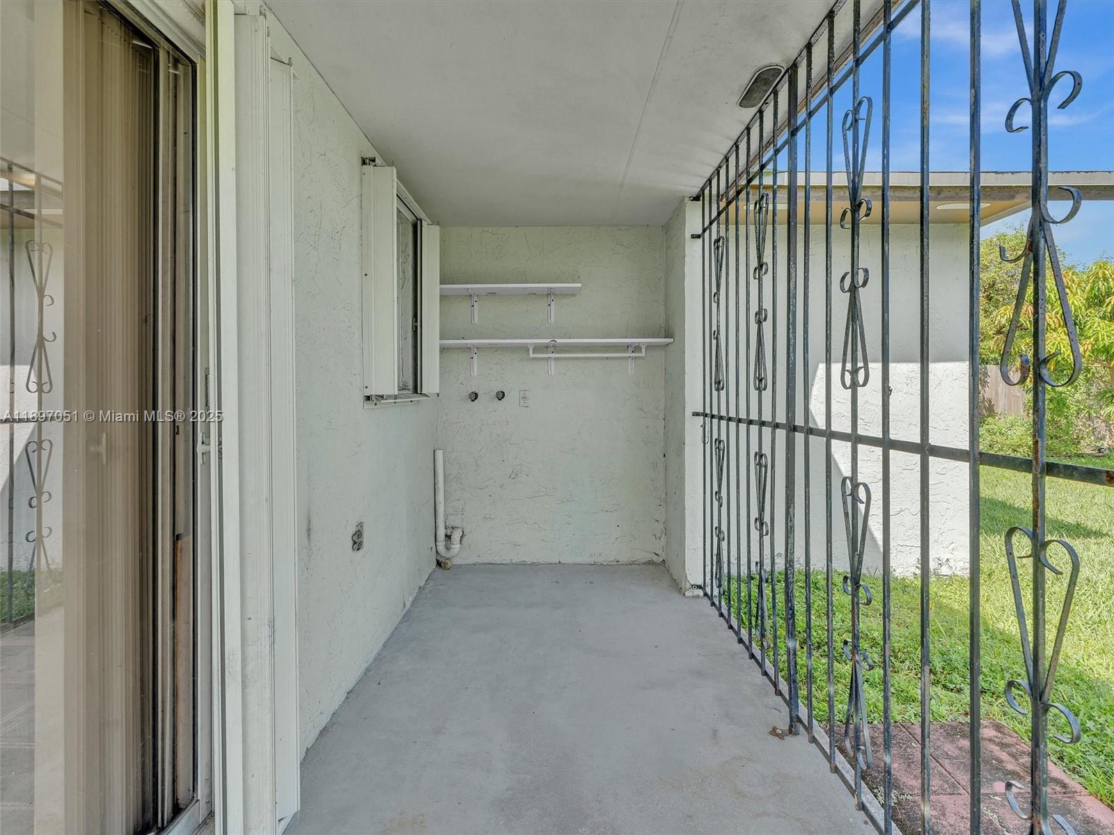 WEST PERRINE - Residential