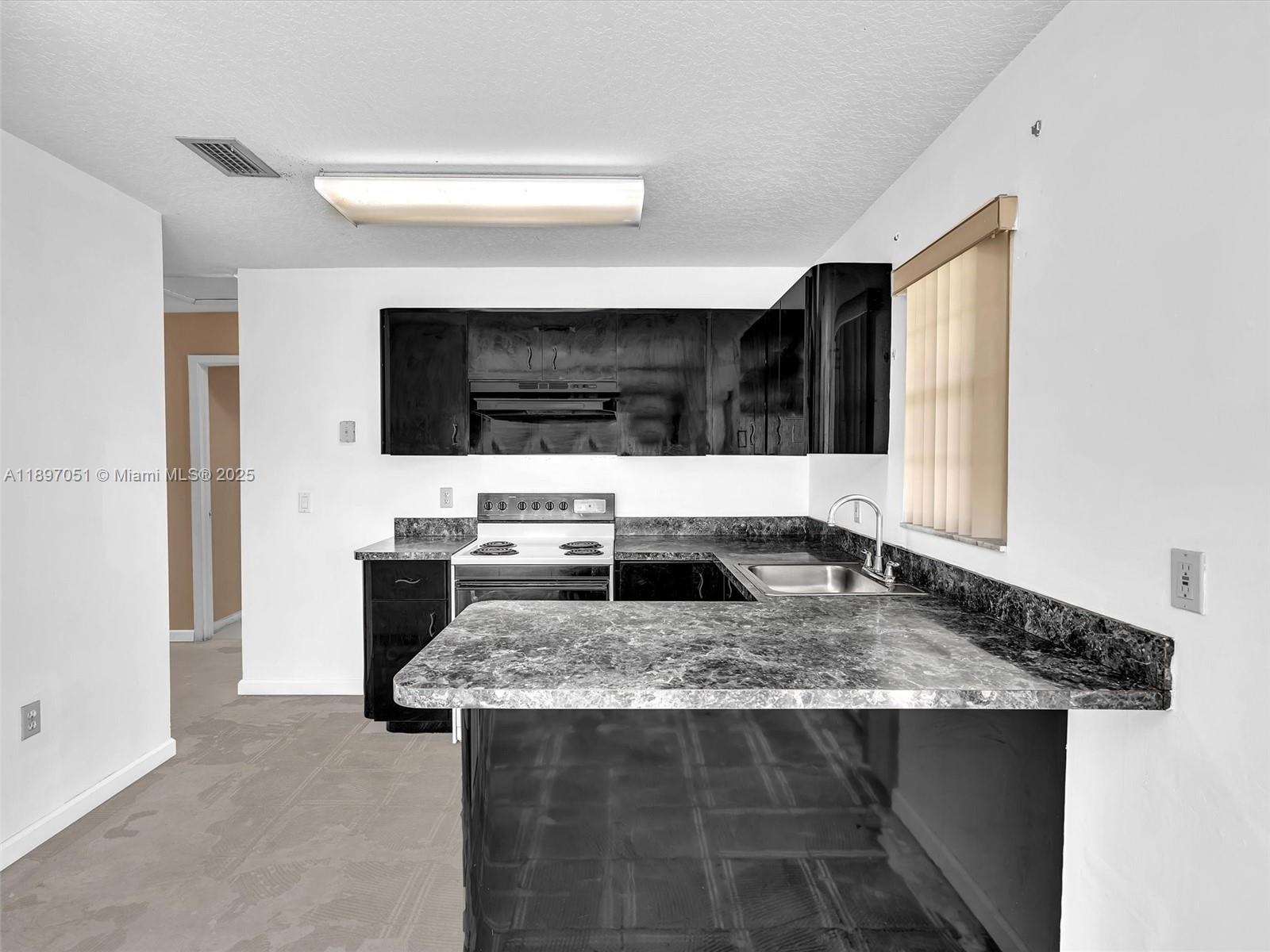 WEST PERRINE - Residential