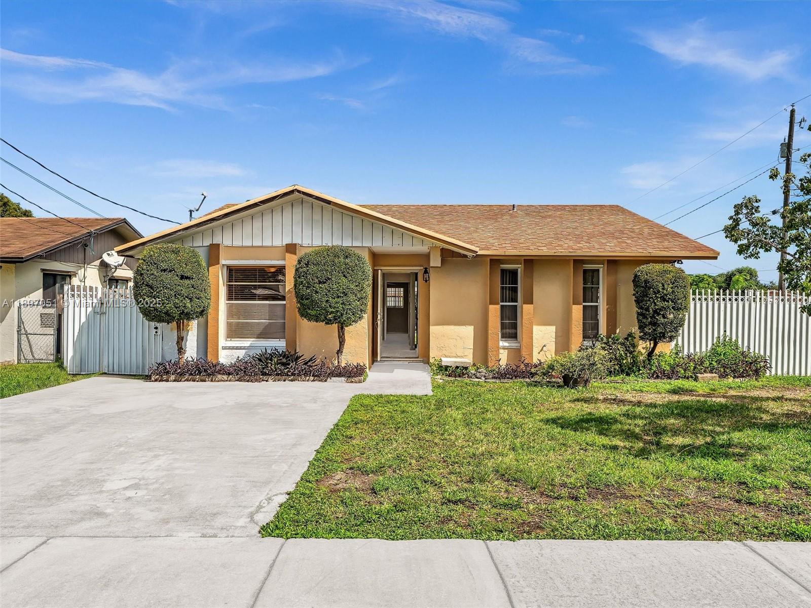 WEST PERRINE - Residential