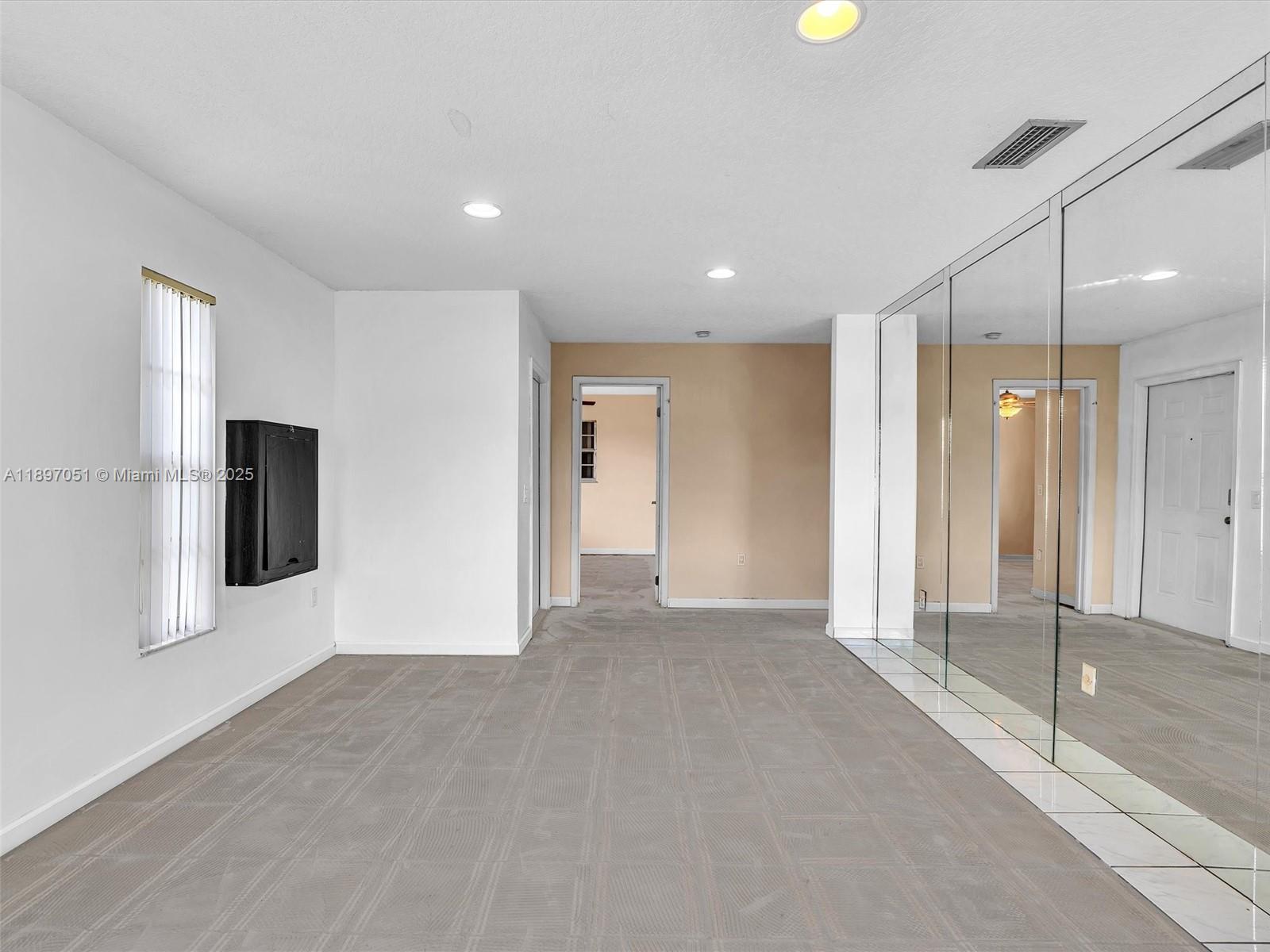 WEST PERRINE - Residential