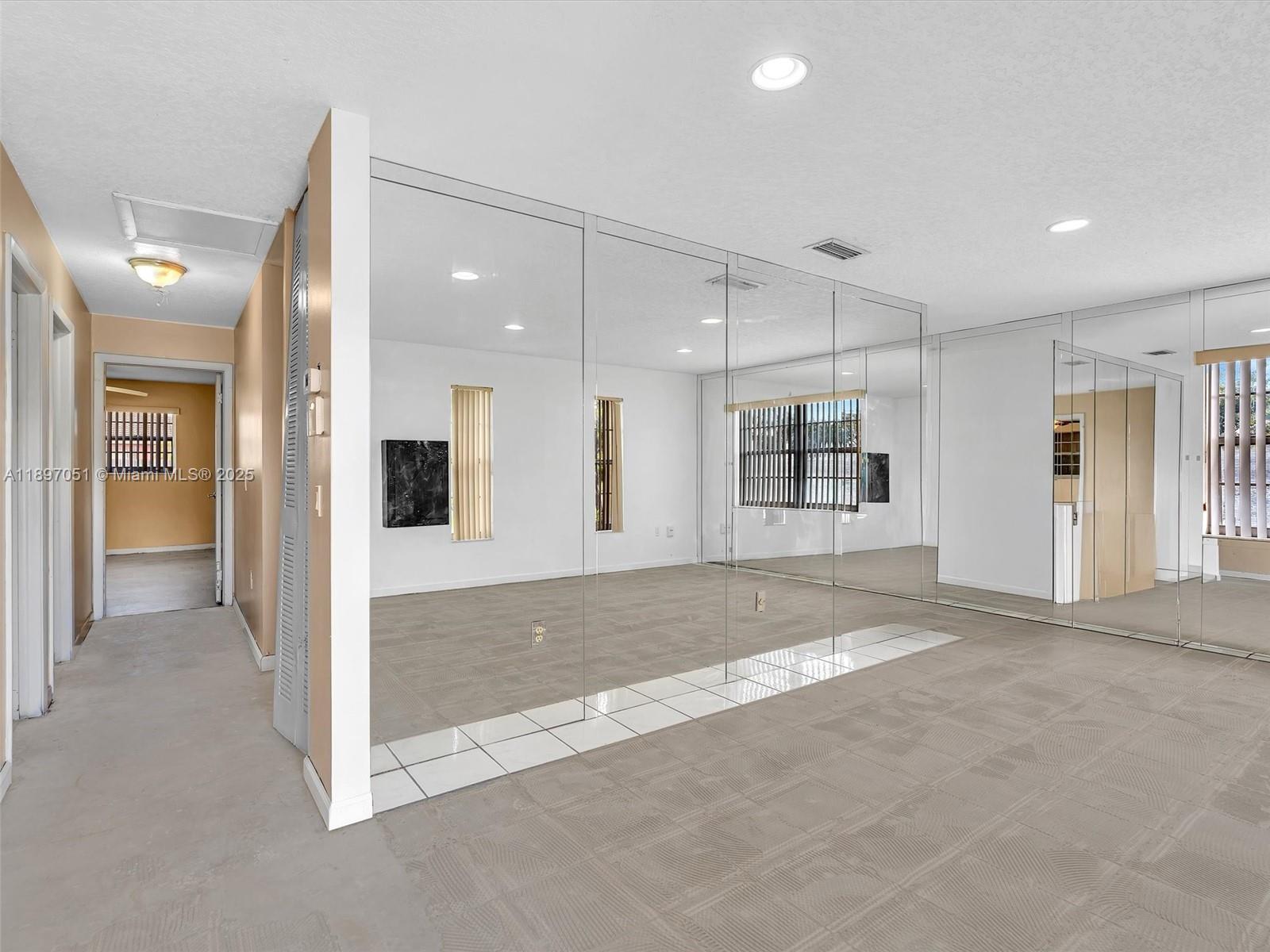 WEST PERRINE - Residential