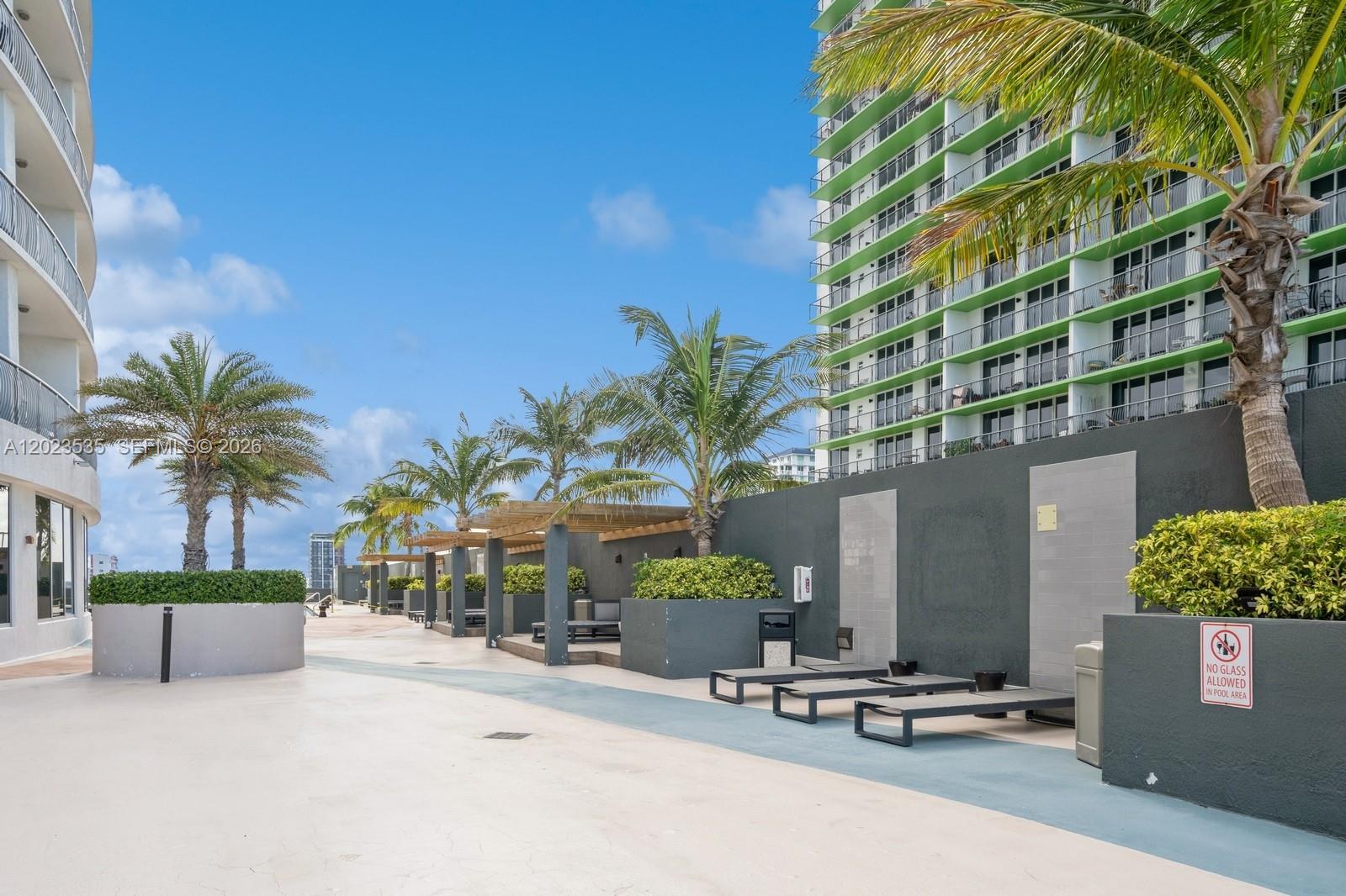 OPERA TOWER CONDO - Residential