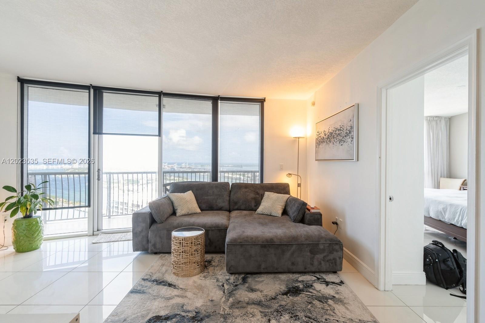 OPERA TOWER CONDO - Residential
