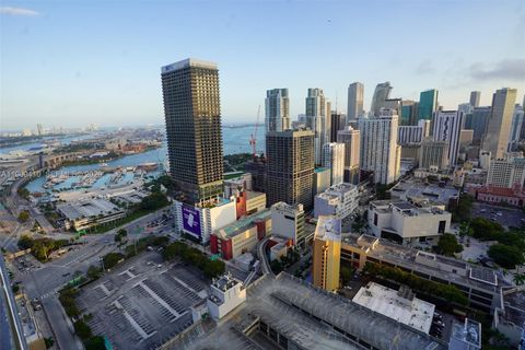 601 NE 1st Ave 3507 Miami FL 33132