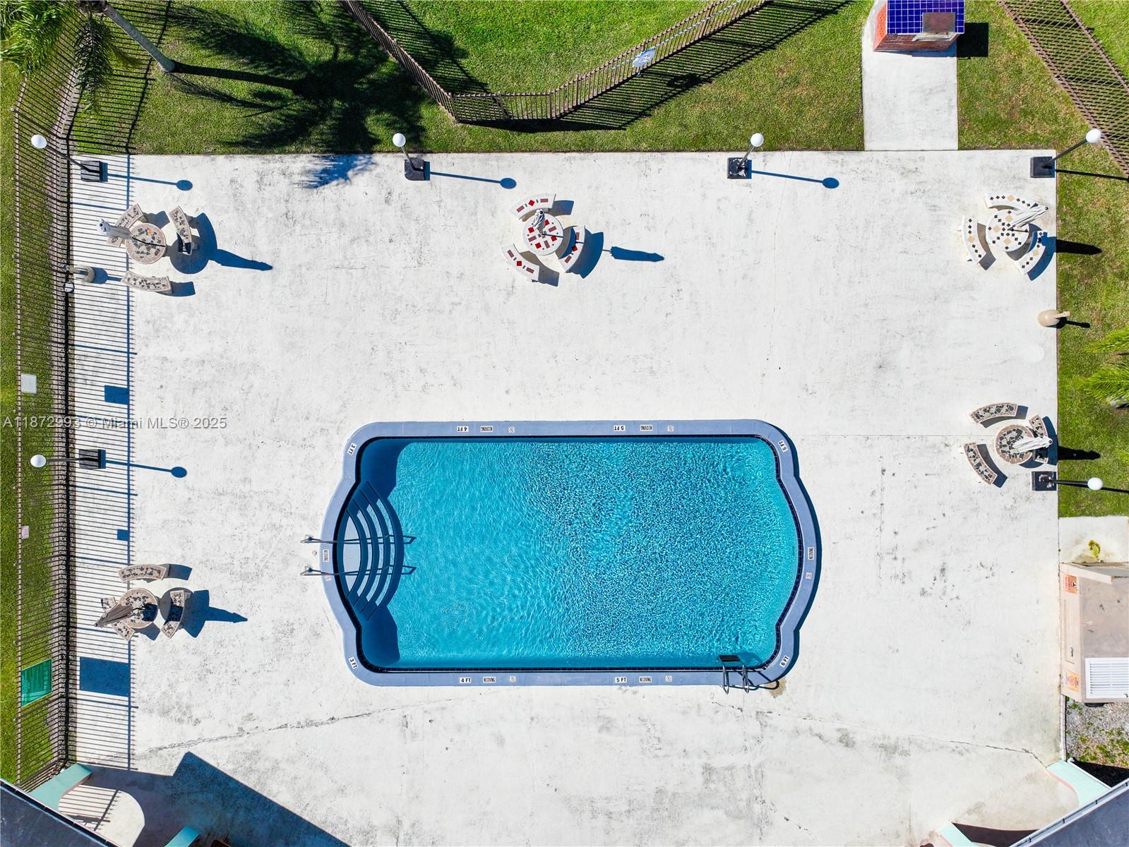 GATEWAY ESTATES PARK COND - Residential