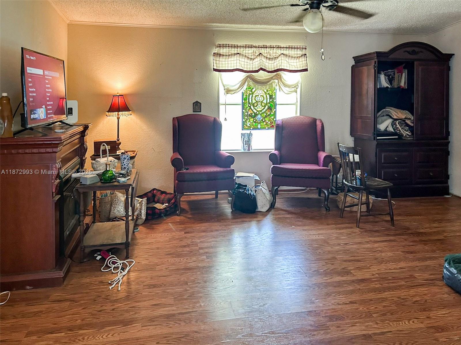 GATEWAY ESTATES PARK COND - Residential