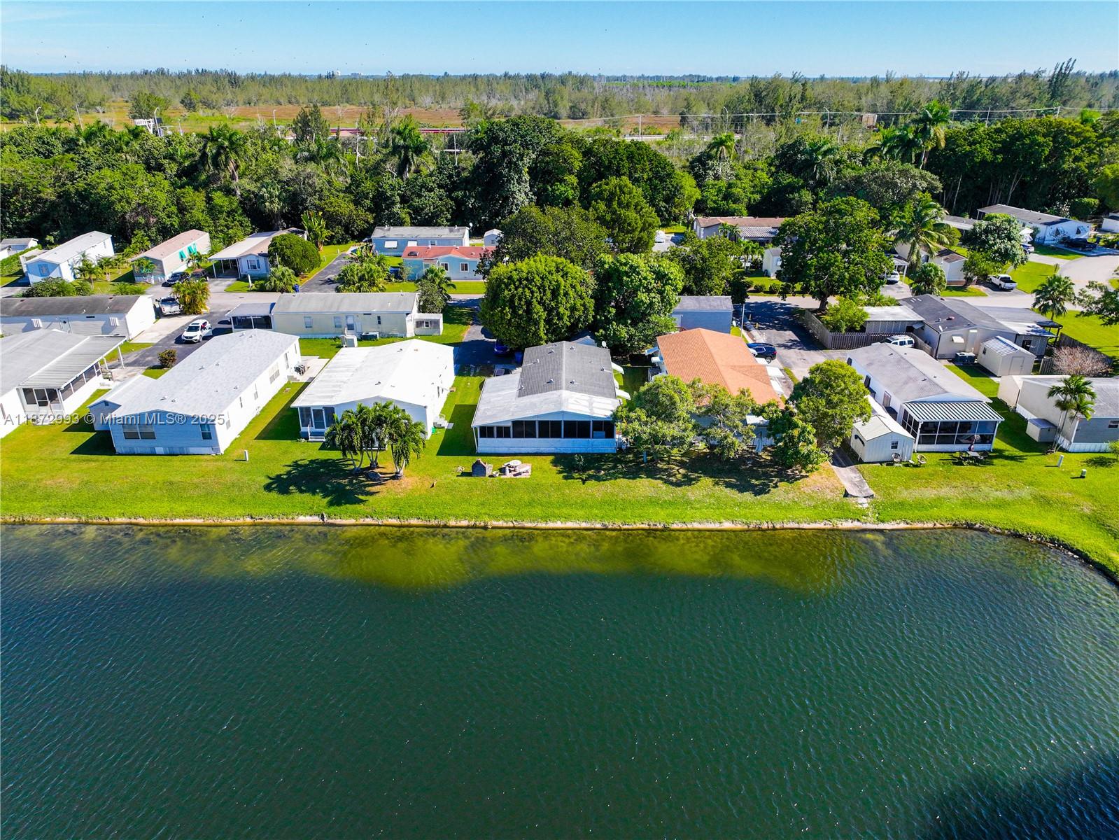 GATEWAY ESTATES PARK COND - Residential