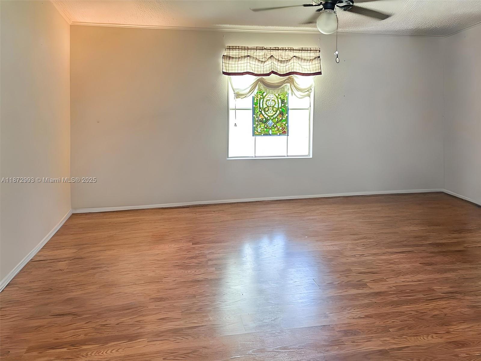 GATEWAY ESTATES PARK COND - Residential