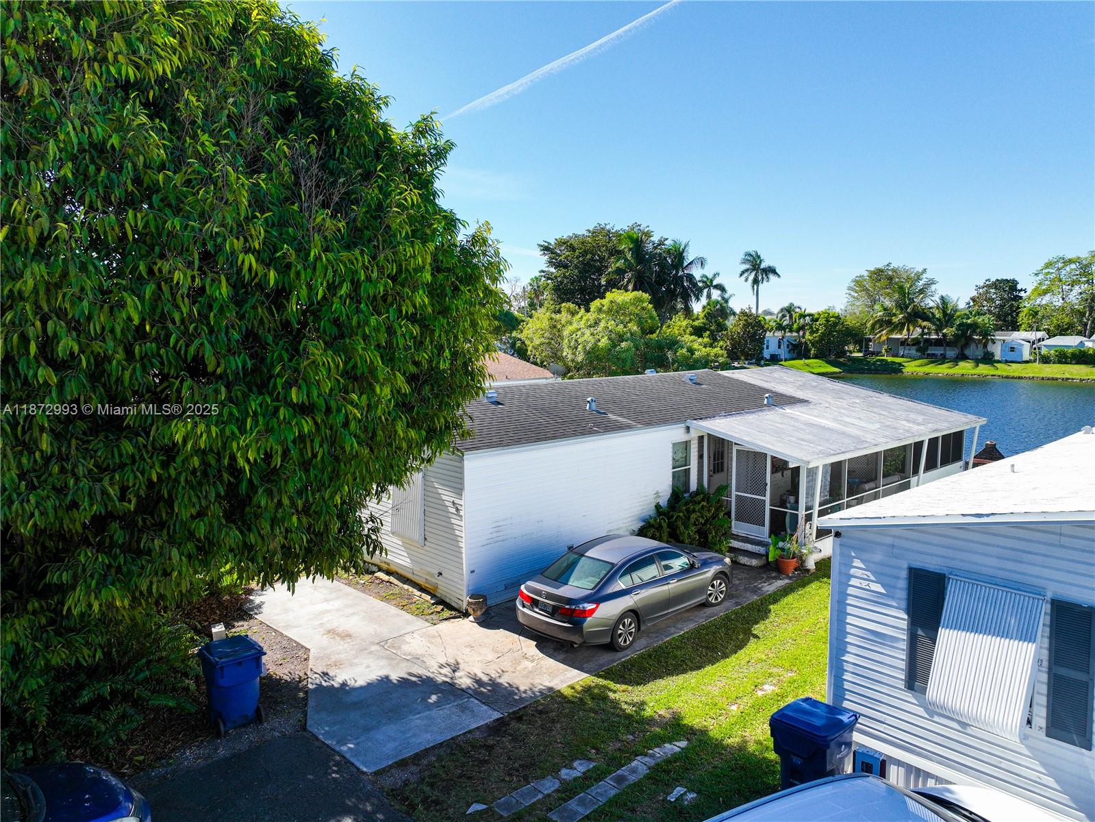 GATEWAY ESTATES PARK COND - Residential