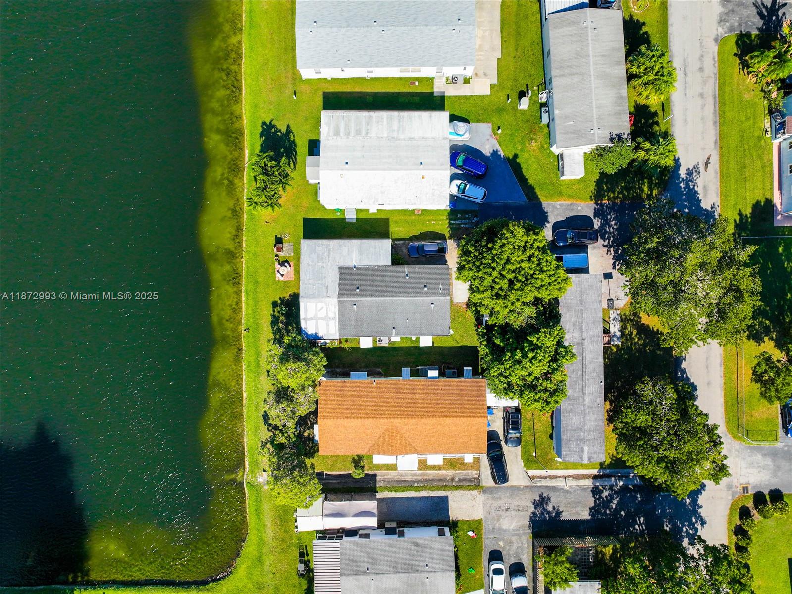 GATEWAY ESTATES PARK COND - Residential