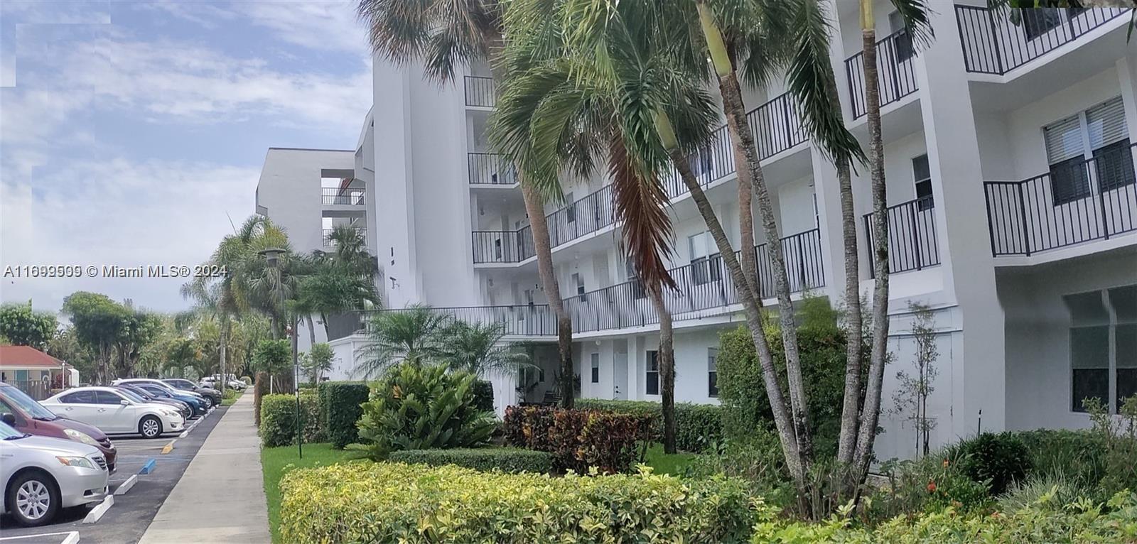 POINCIANA PLACE CONDO A,B - Residential