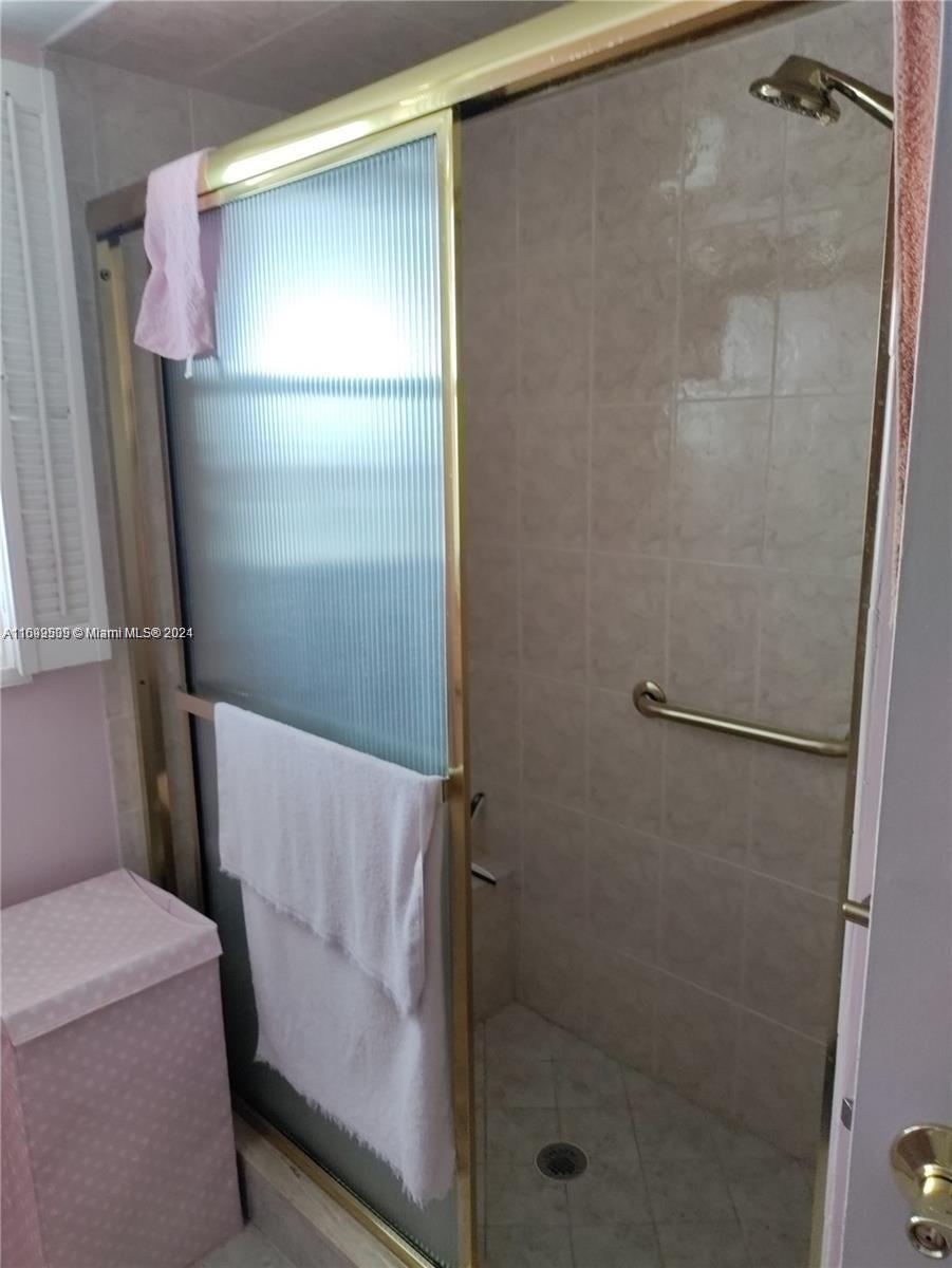 POINCIANA PLACE CONDO A,B - Residential
