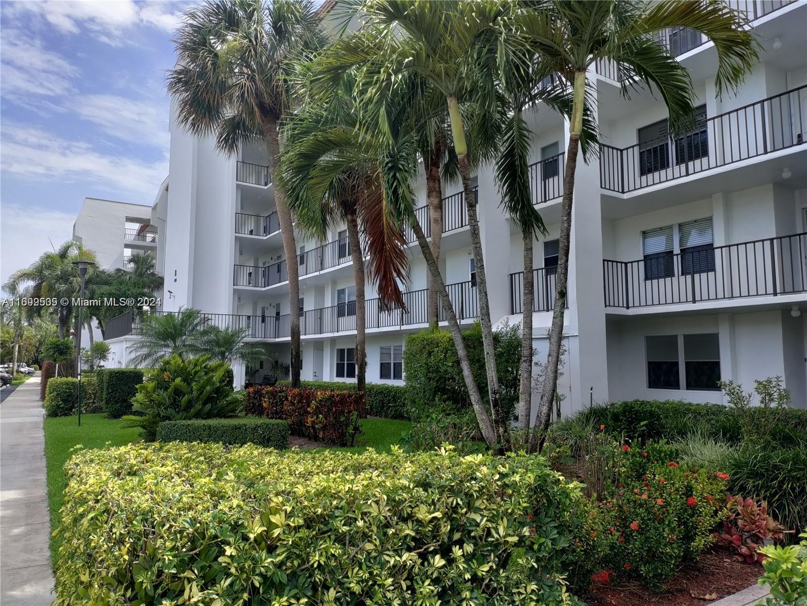 POINCIANA PLACE CONDO A,B - Residential