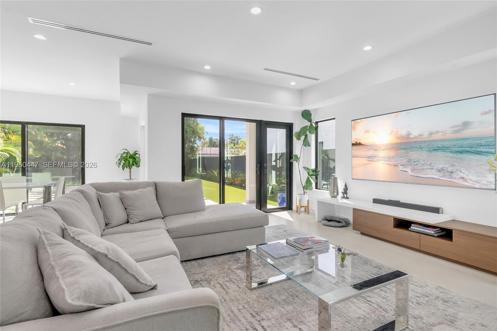 CORAL WAY PARK SEC B - Residential