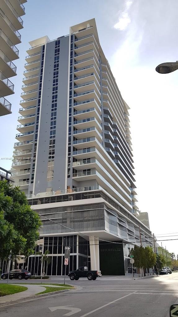 Property for Sale at 1010 Sw 2nd Ave Lph05, Miami, Broward County, Florida - Bedrooms: 3 
Bathrooms: 4  - $889,999