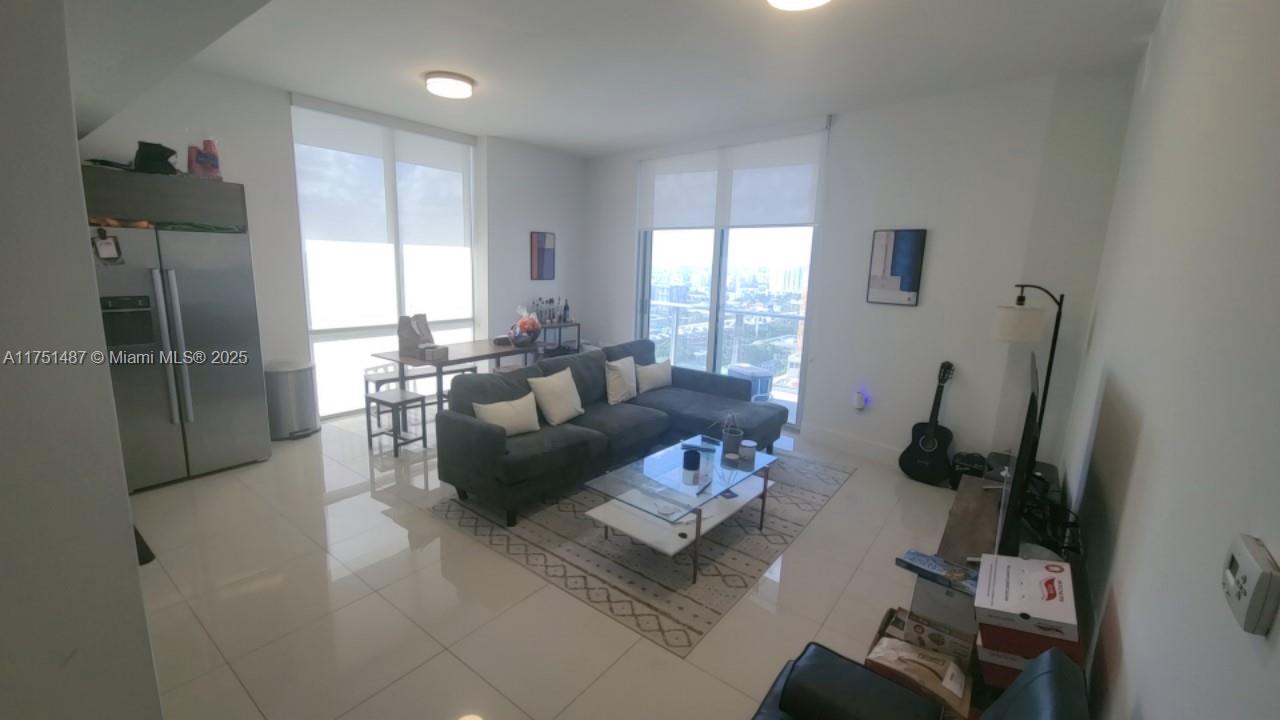 1010 SW 2nd Ave LPH05
