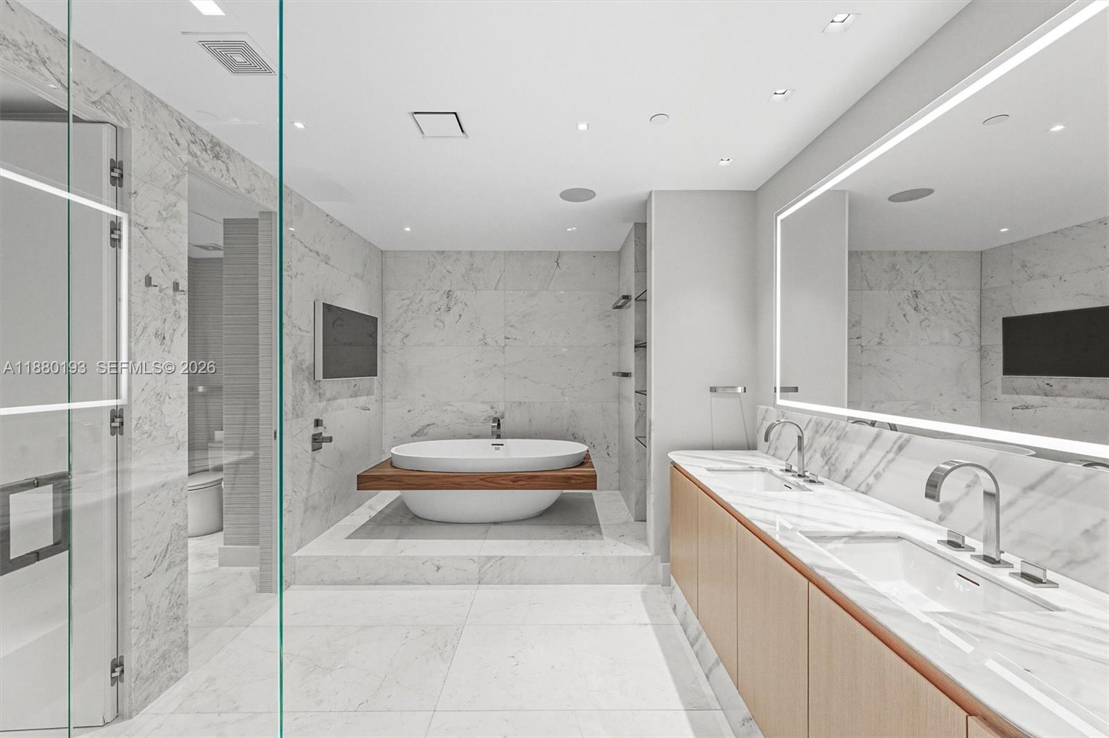 THE RESIDENCES AT THE BAT - Residential