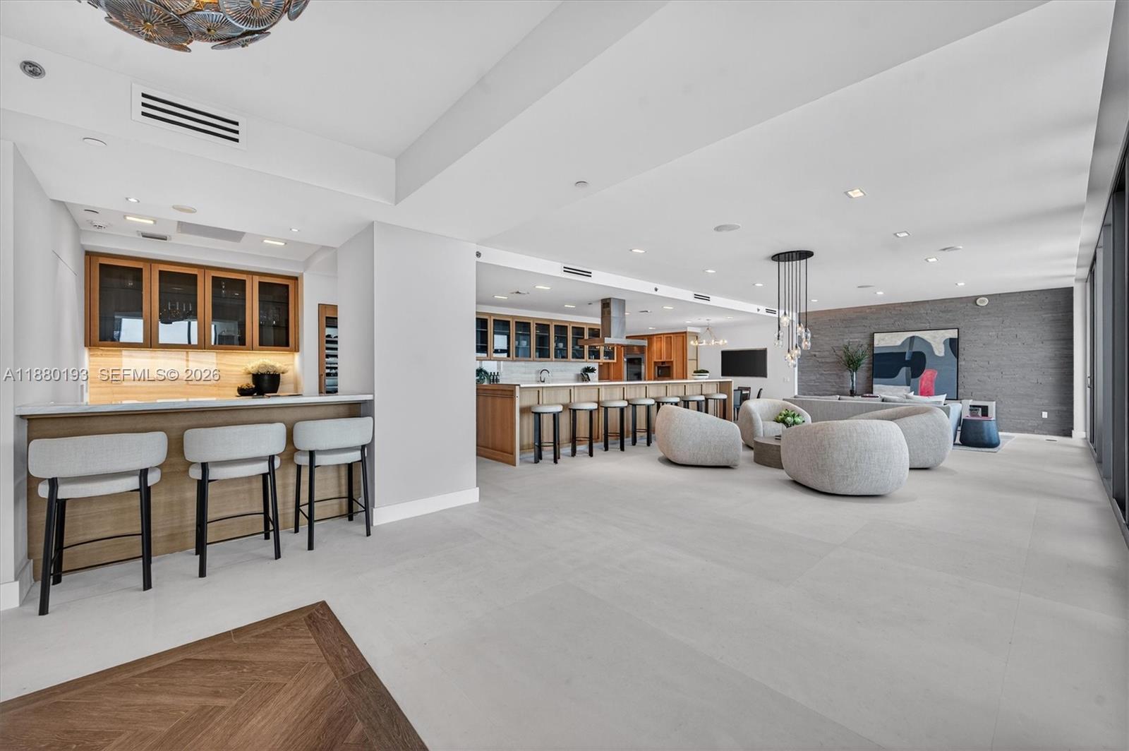 THE RESIDENCES AT THE BAT - Residential