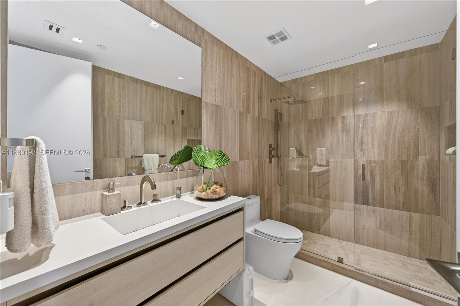 THE RESIDENCES AT THE BAT - Residential