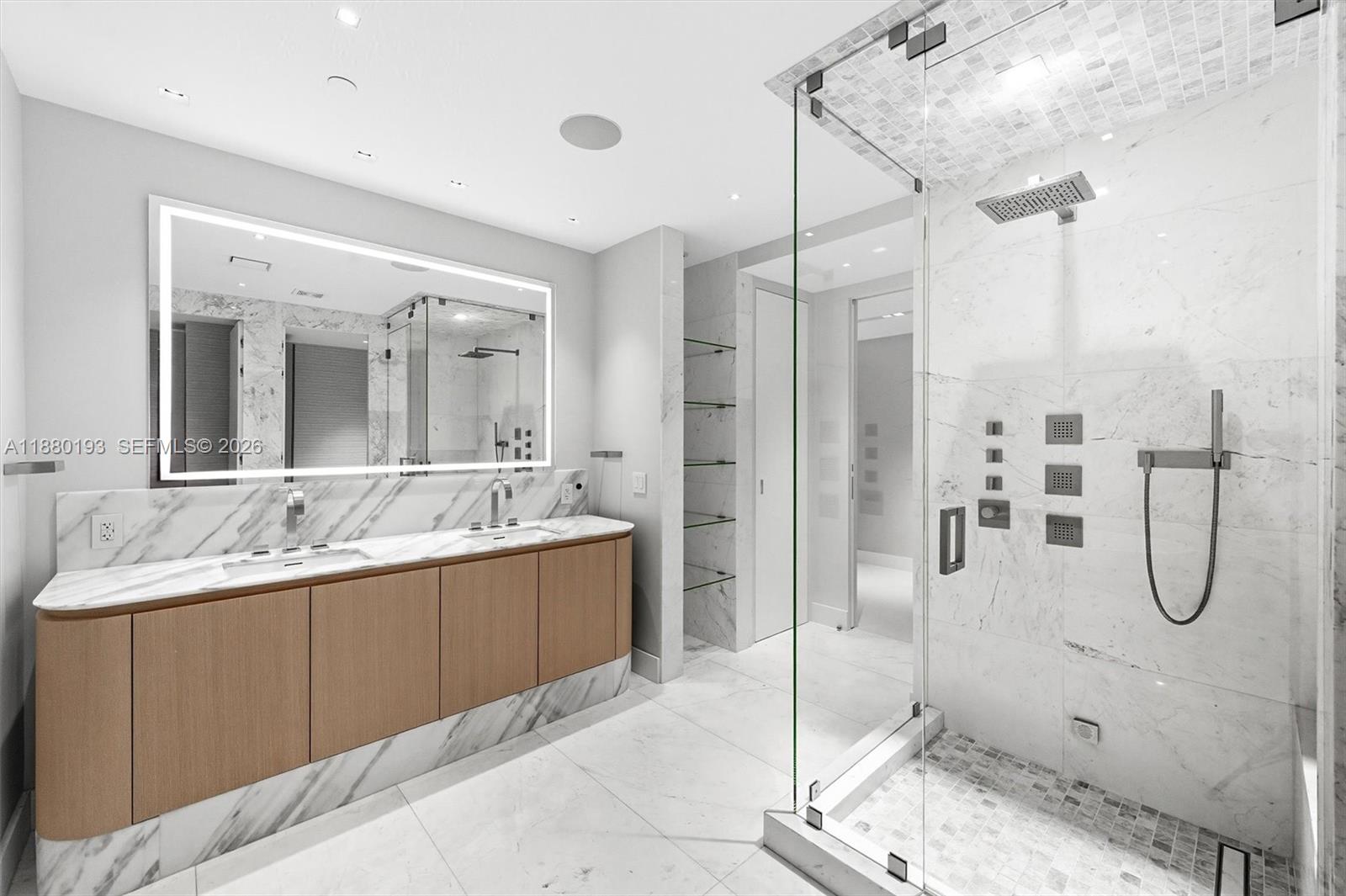 THE RESIDENCES AT THE BAT - Residential