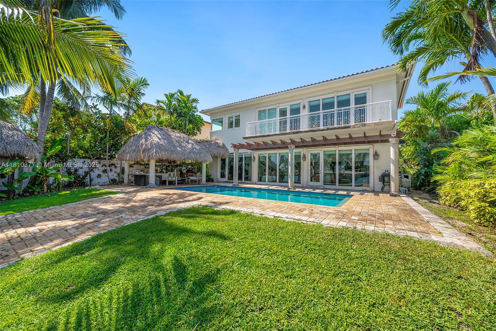 425 N Shore Dr
