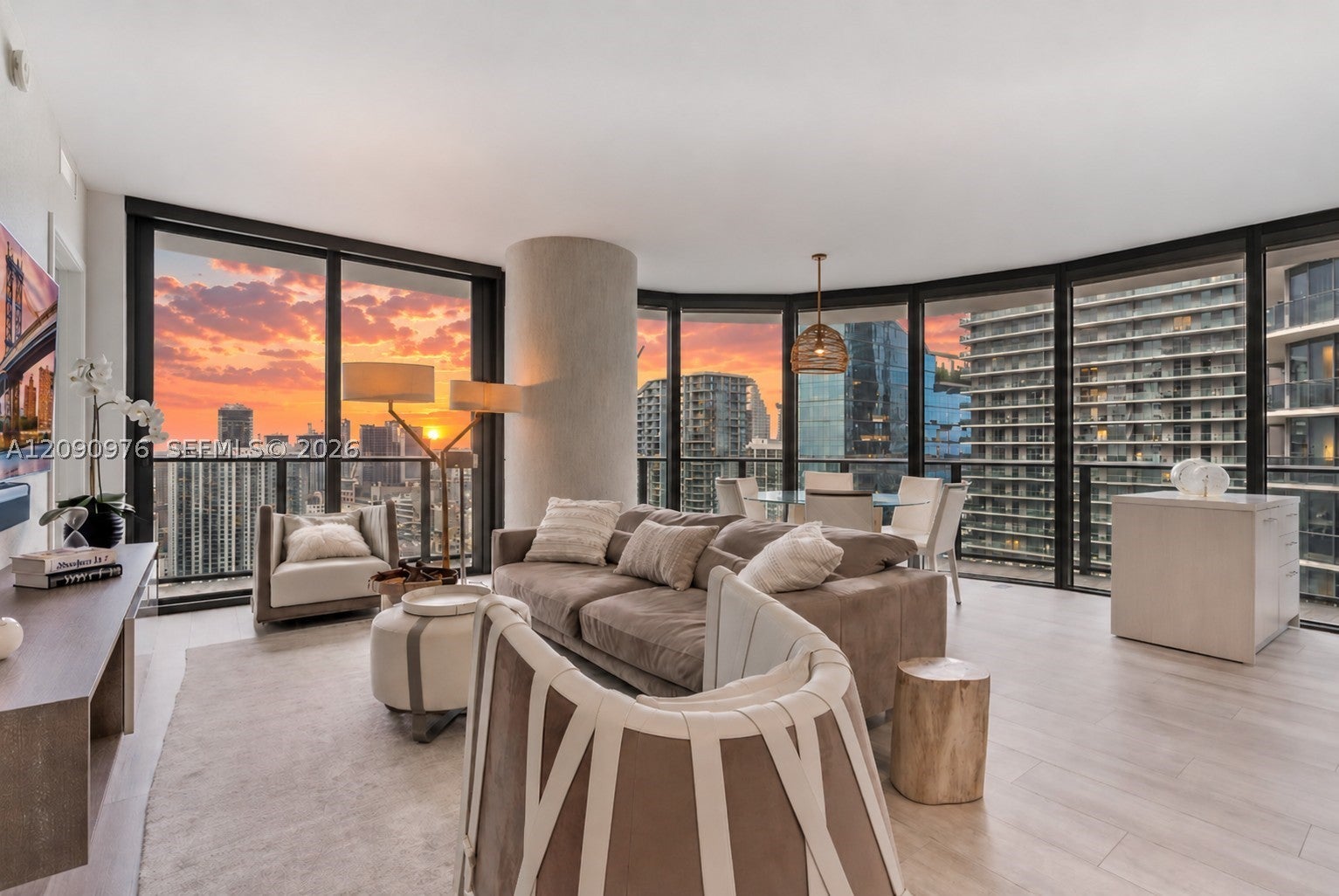 55 SW 9th St 4001