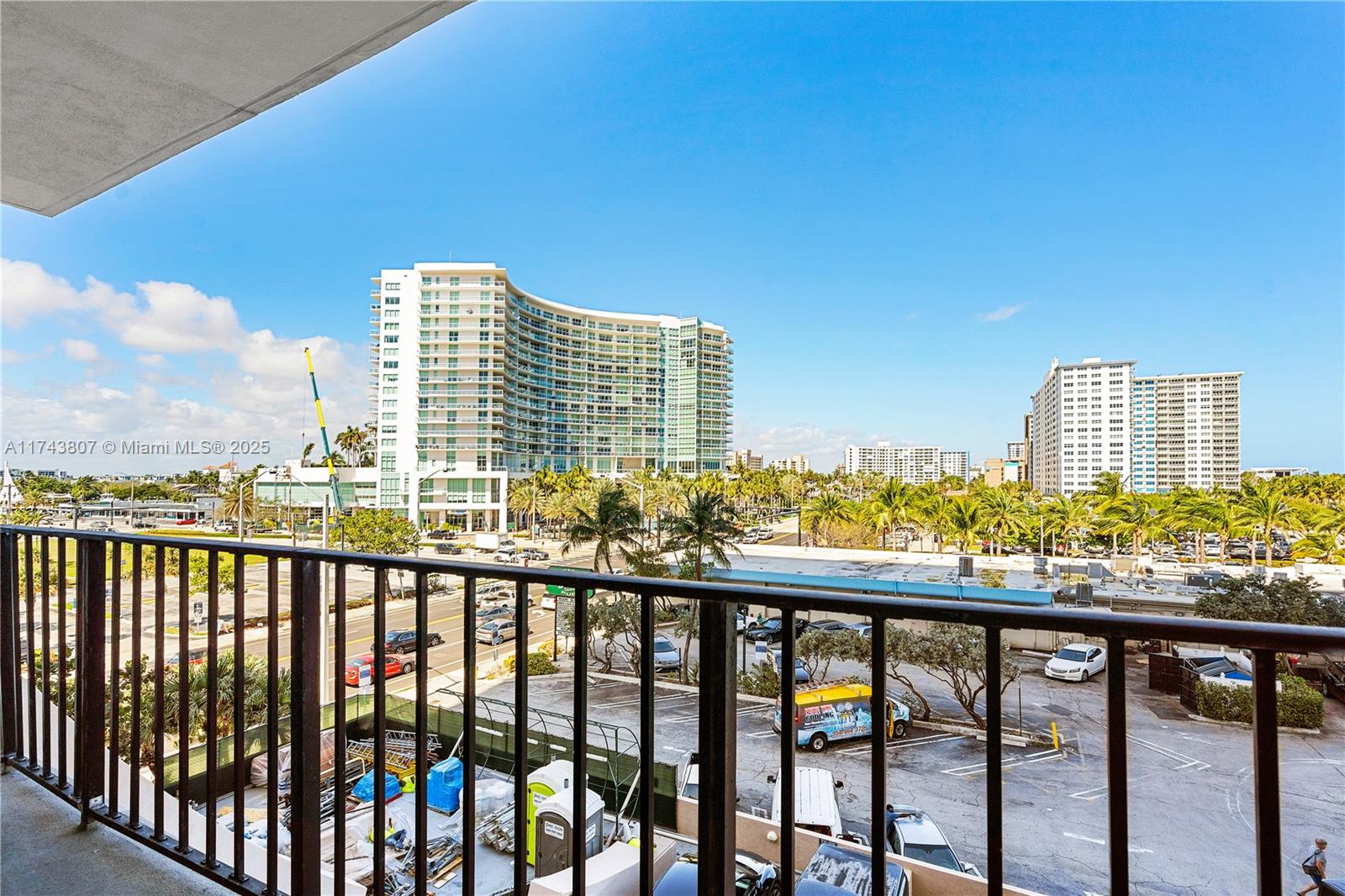 POMPANO BEACH CLUB NORTH - Residential