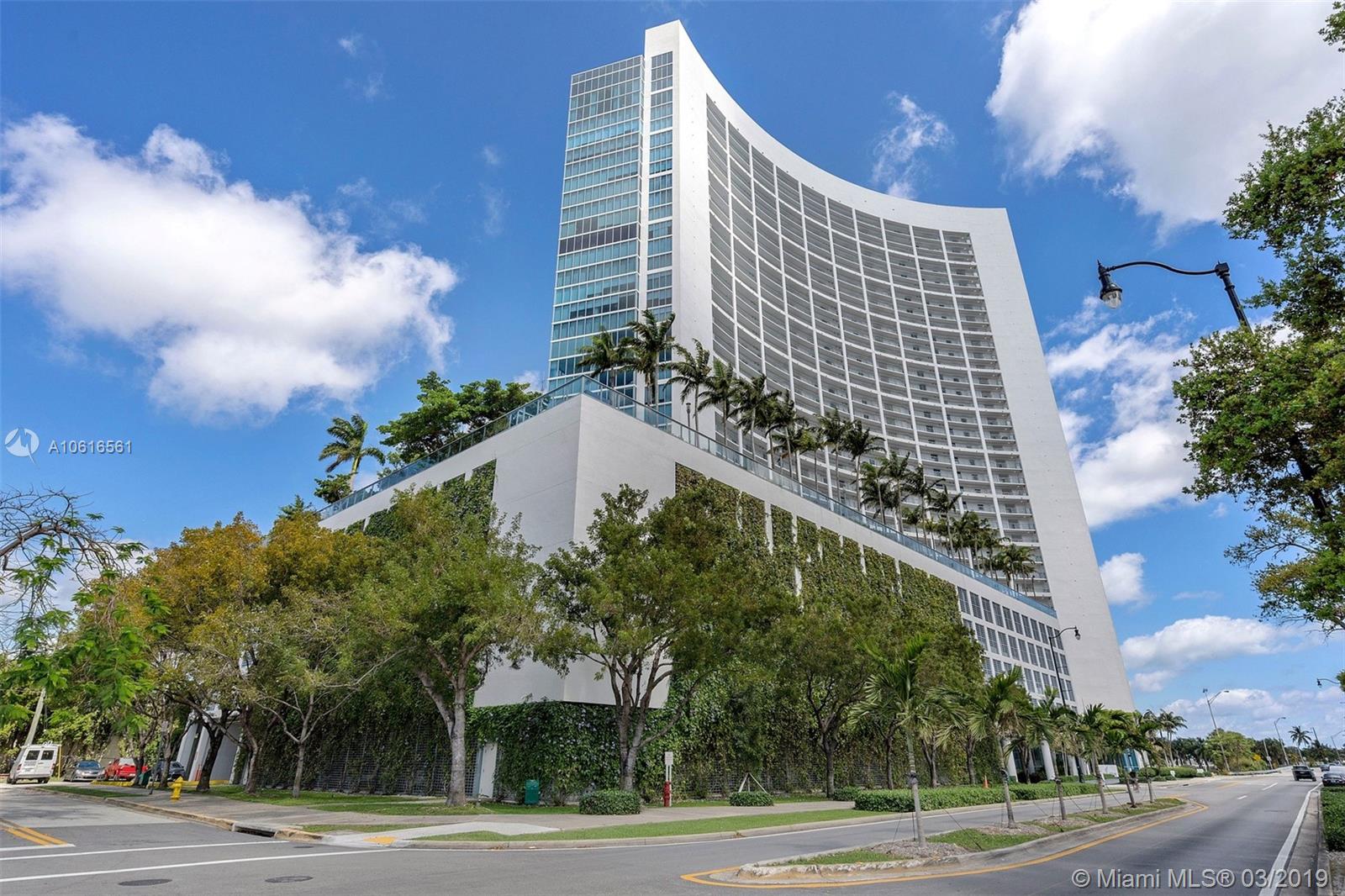 BLUE CONDO - Residential Lease