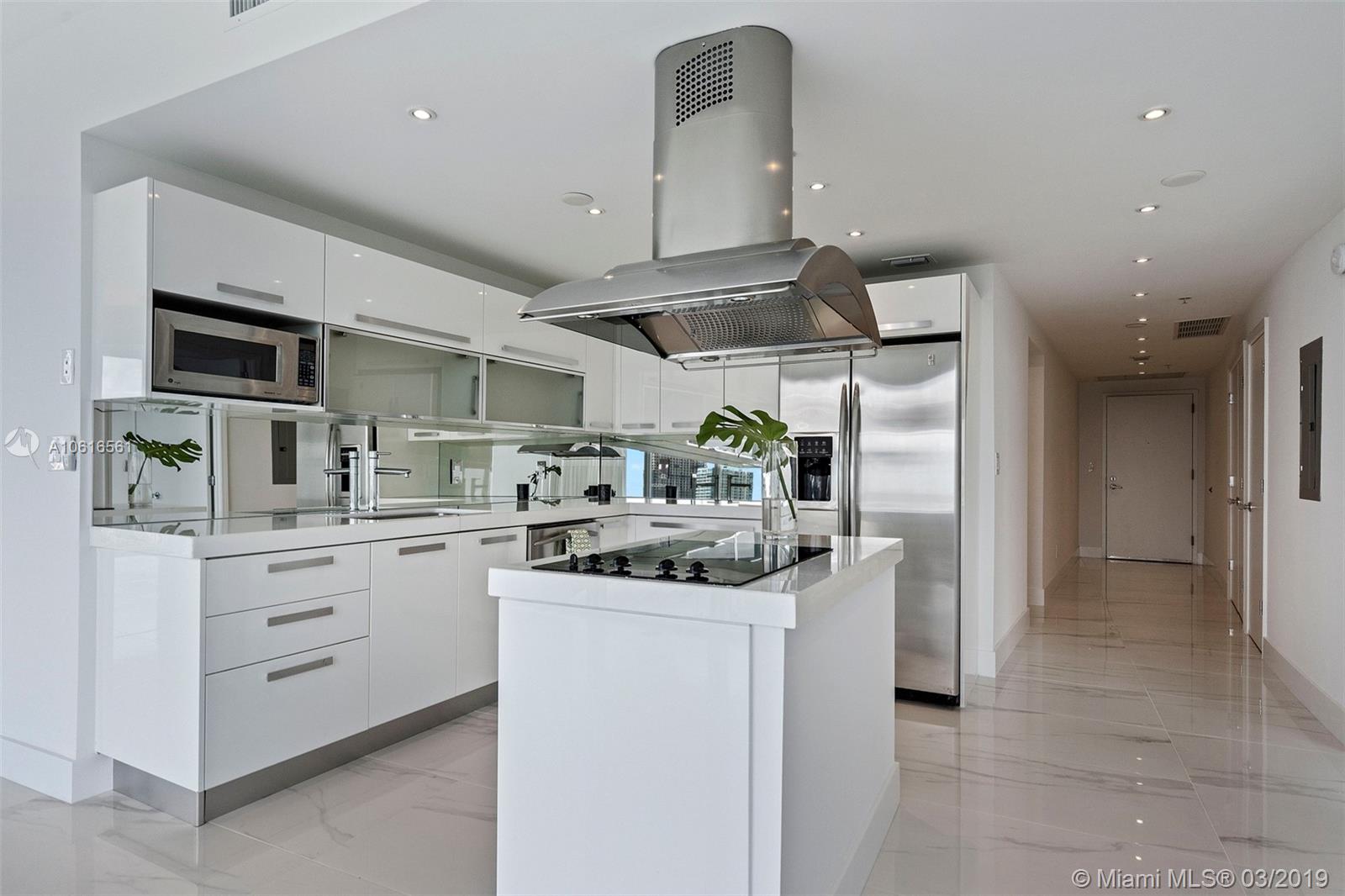 BLUE CONDO - Residential Lease