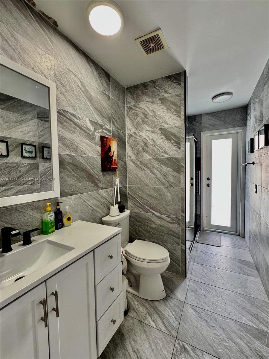 REDLANDS BEST - Residential