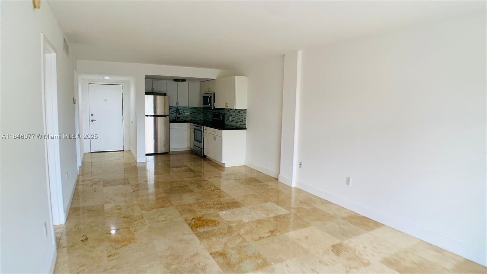 1650 NE 115th St 304