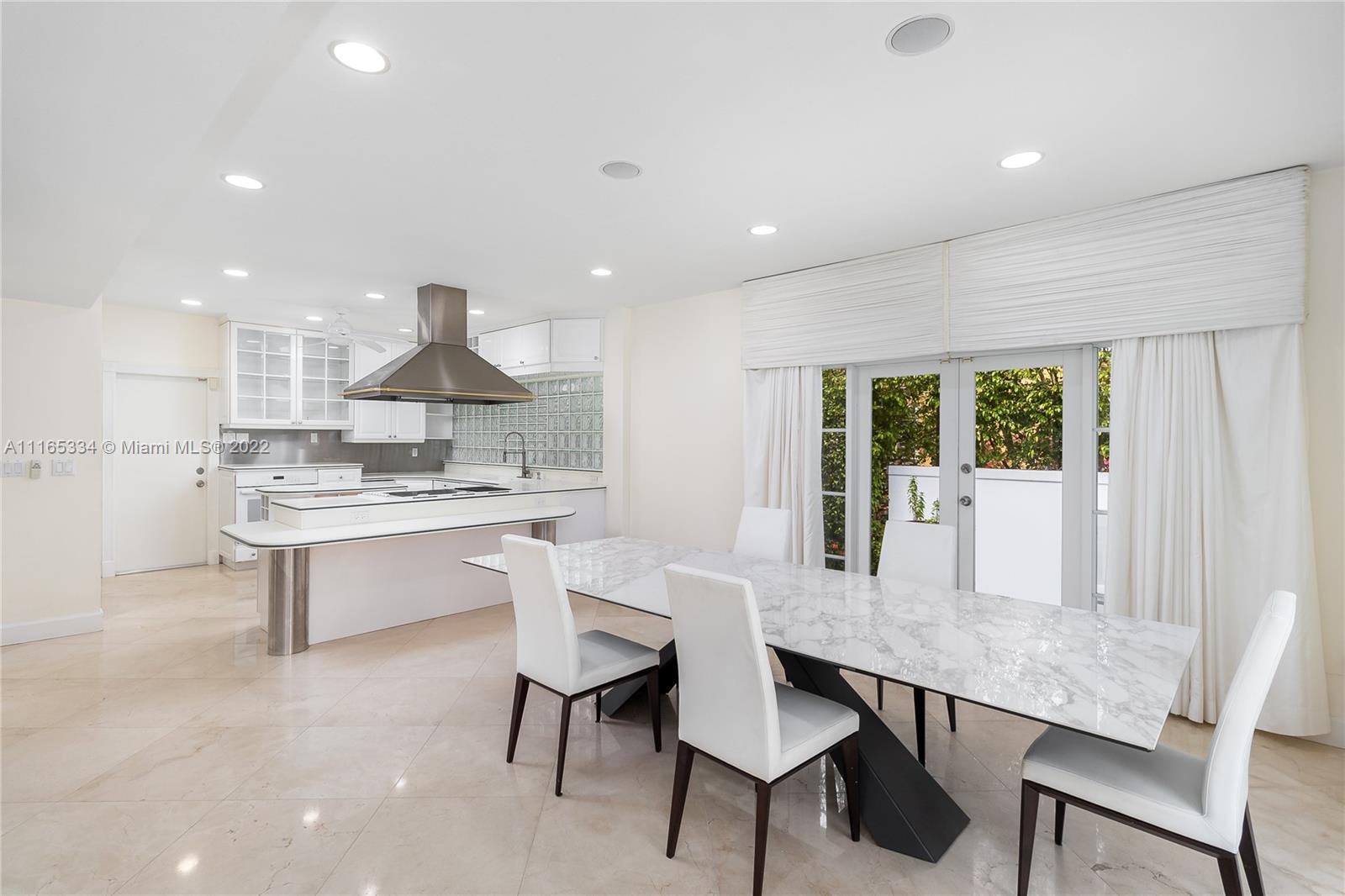 BAY HARBOR ISLAND - Residential