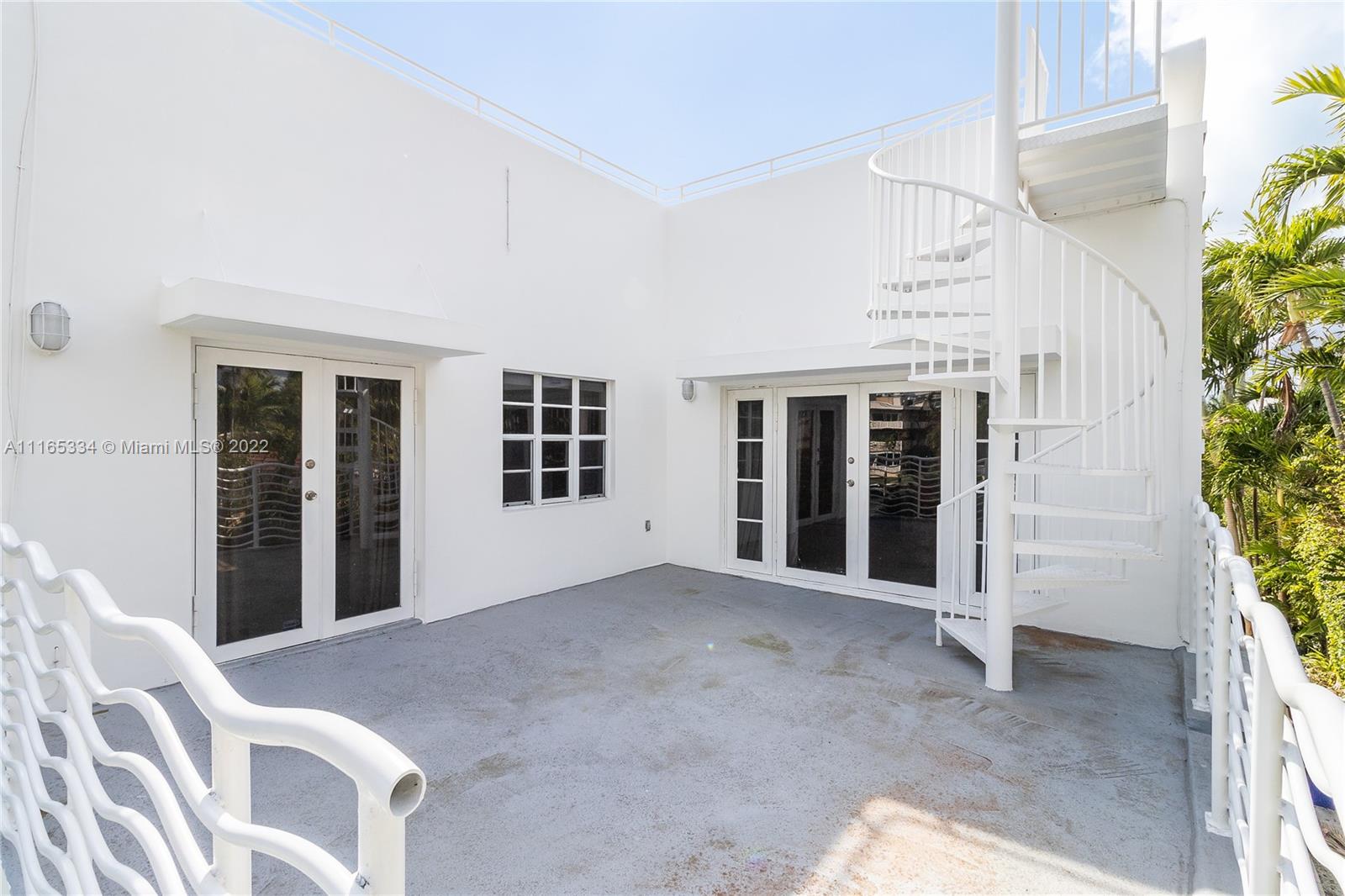 BAY HARBOR ISLAND - Residential