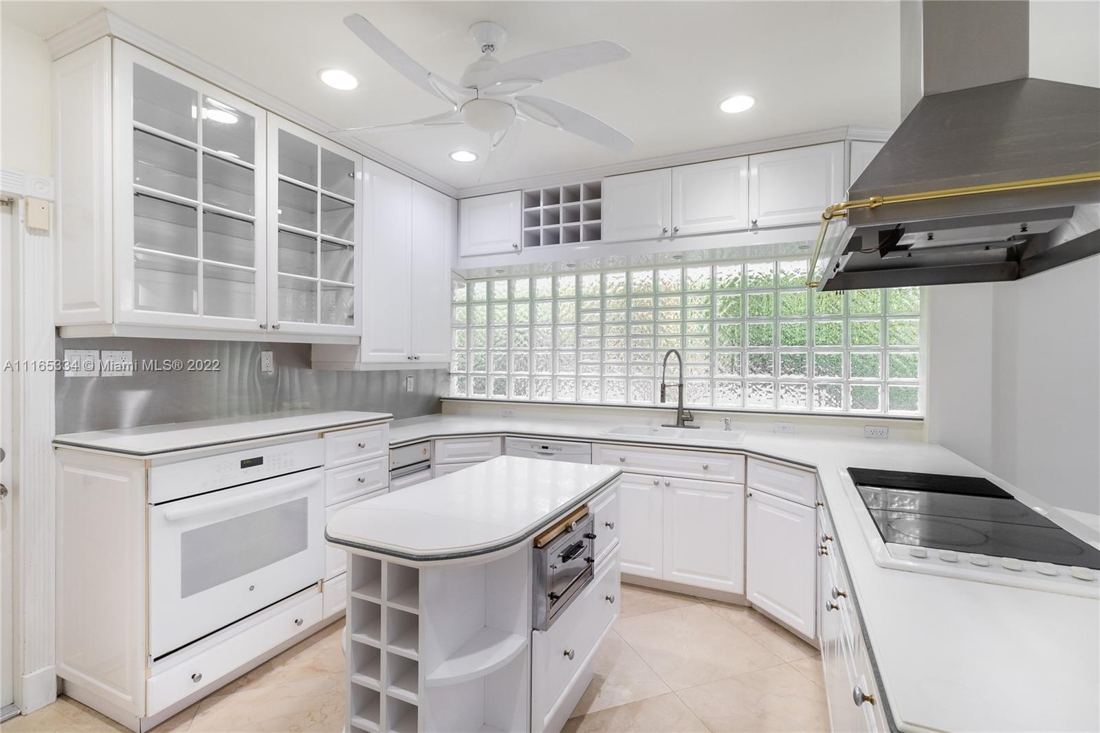 BAY HARBOR ISLAND - Residential