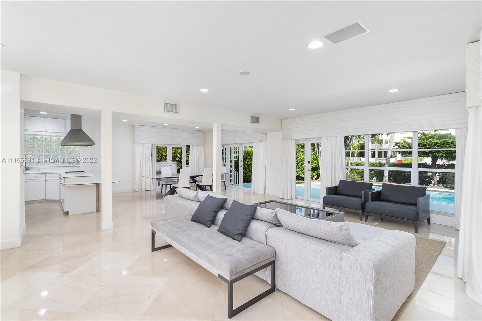 BAY HARBOR ISLAND - Residential