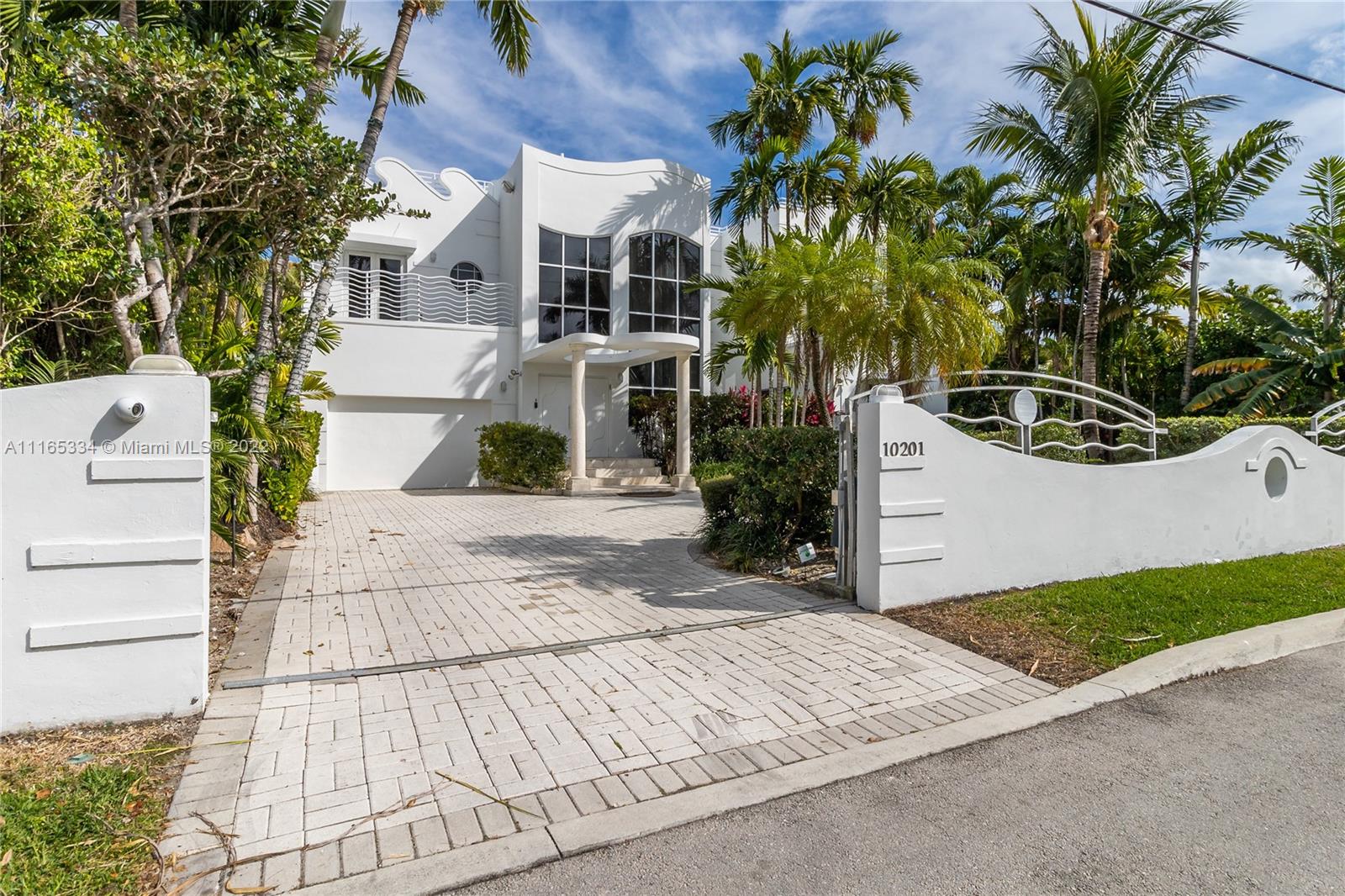 BAY HARBOR ISLAND - Residential