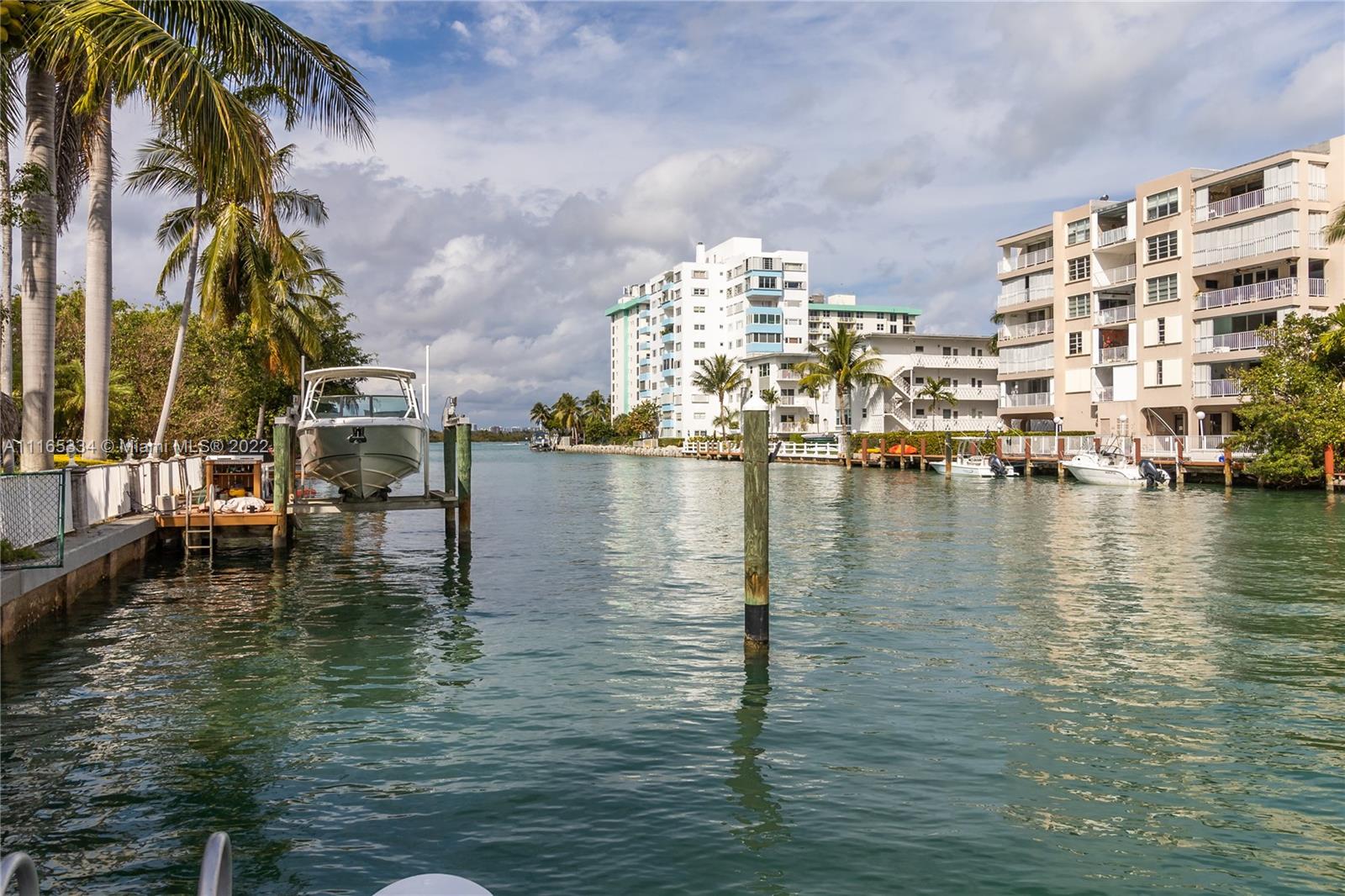 BAY HARBOR ISLAND - Residential