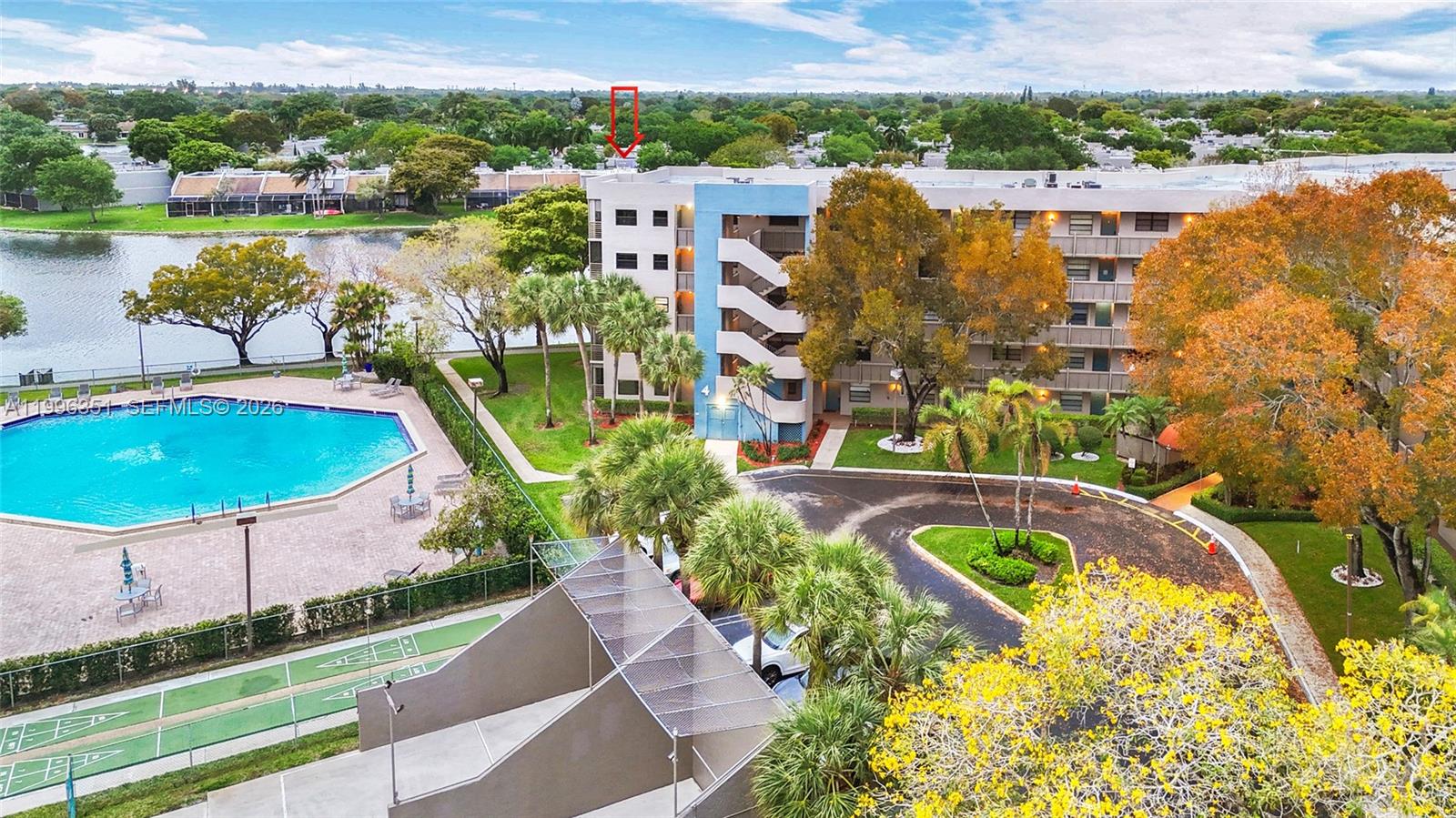 COLONY POINT 4 CONDO - Residential